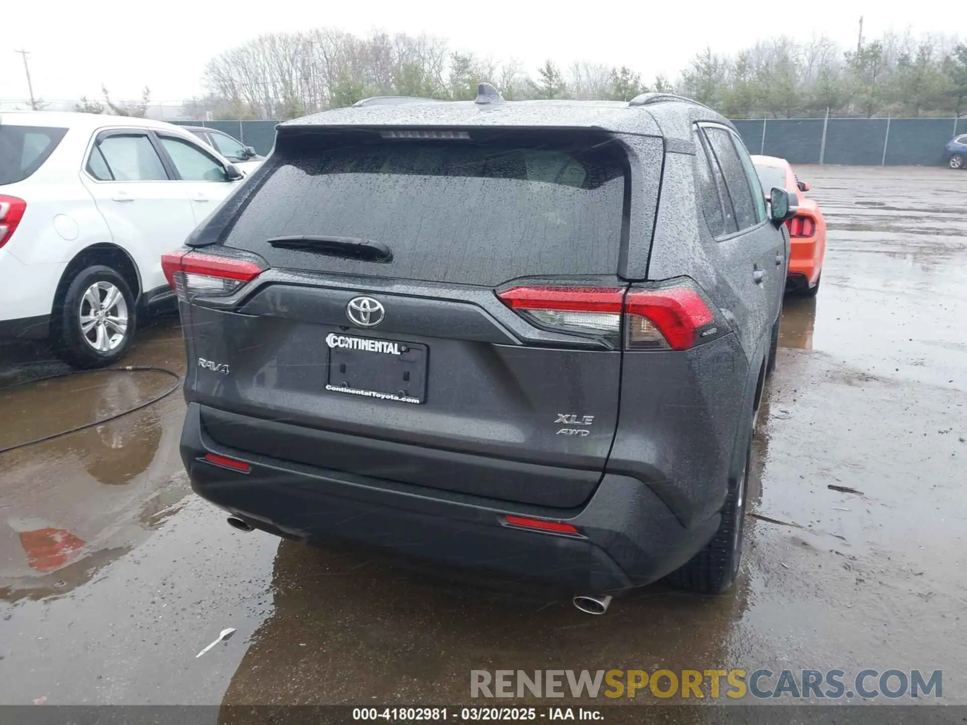 4 Photograph of a damaged car 2T3P1RFV9RC395017 TOYOTA RAV4 2024