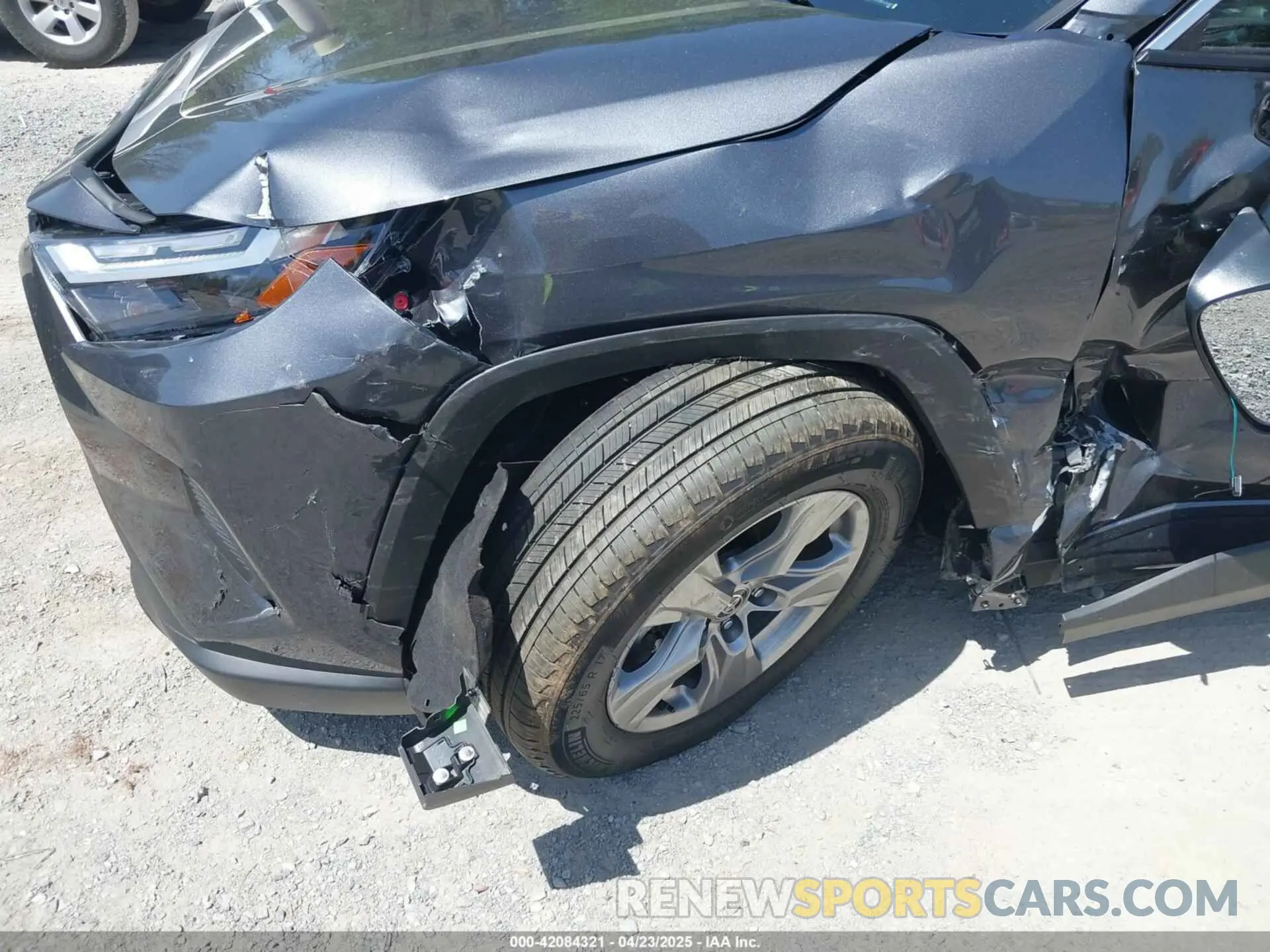 17 Photograph of a damaged car 2T3P1RFV9RC434981 TOYOTA RAV4 2024