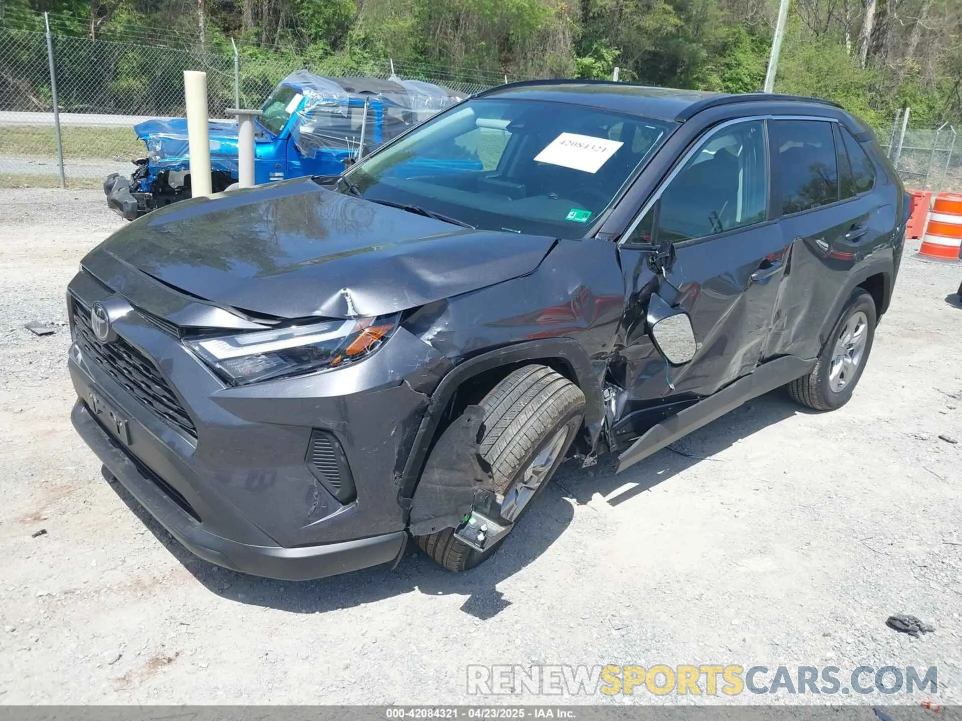2 Photograph of a damaged car 2T3P1RFV9RC434981 TOYOTA RAV4 2024