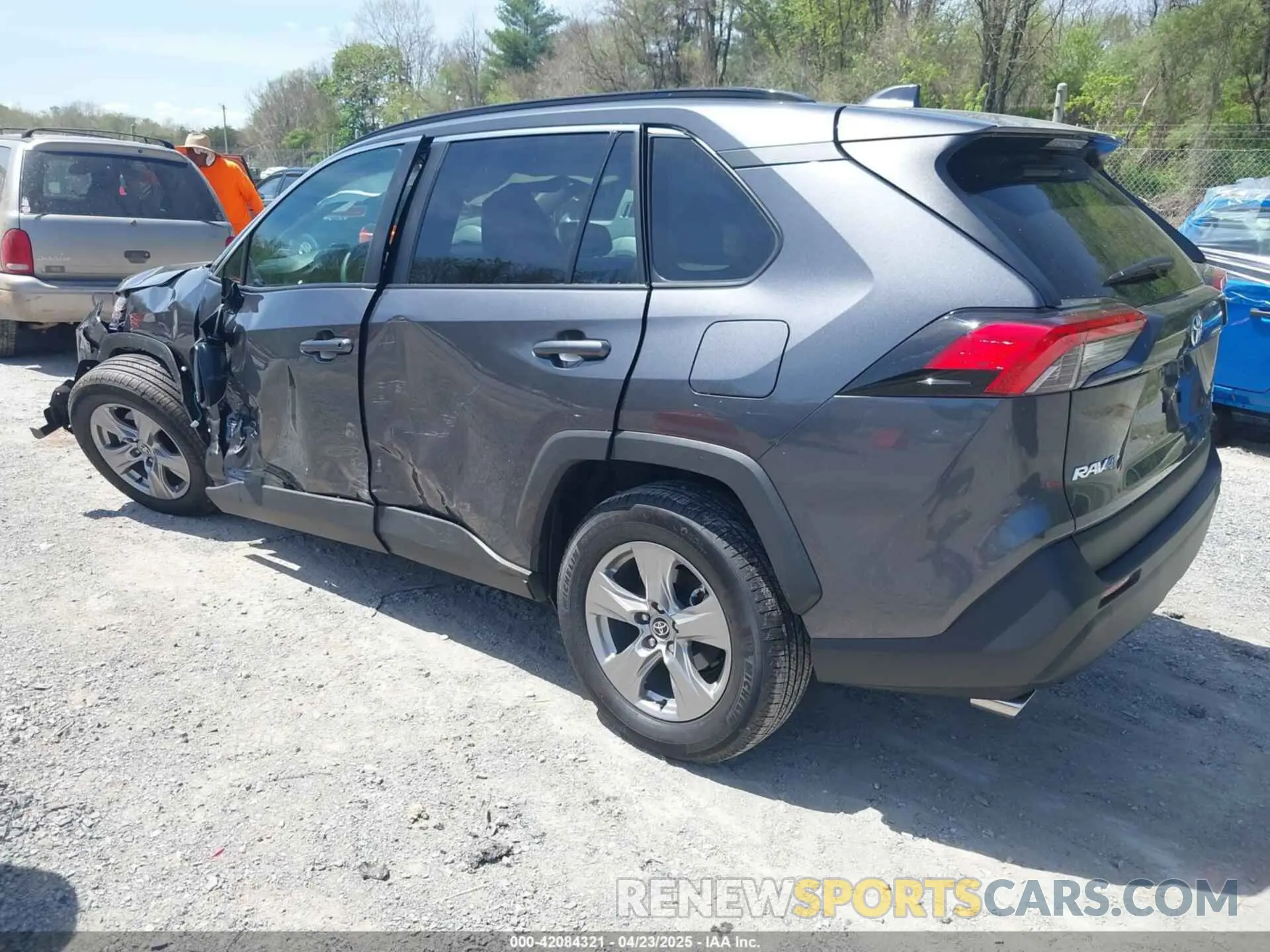 3 Photograph of a damaged car 2T3P1RFV9RC434981 TOYOTA RAV4 2024