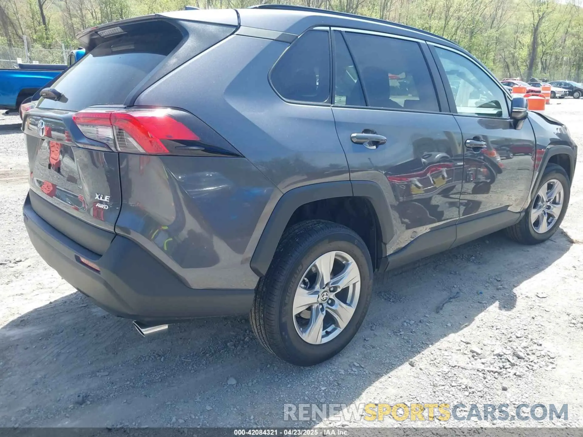 4 Photograph of a damaged car 2T3P1RFV9RC434981 TOYOTA RAV4 2024