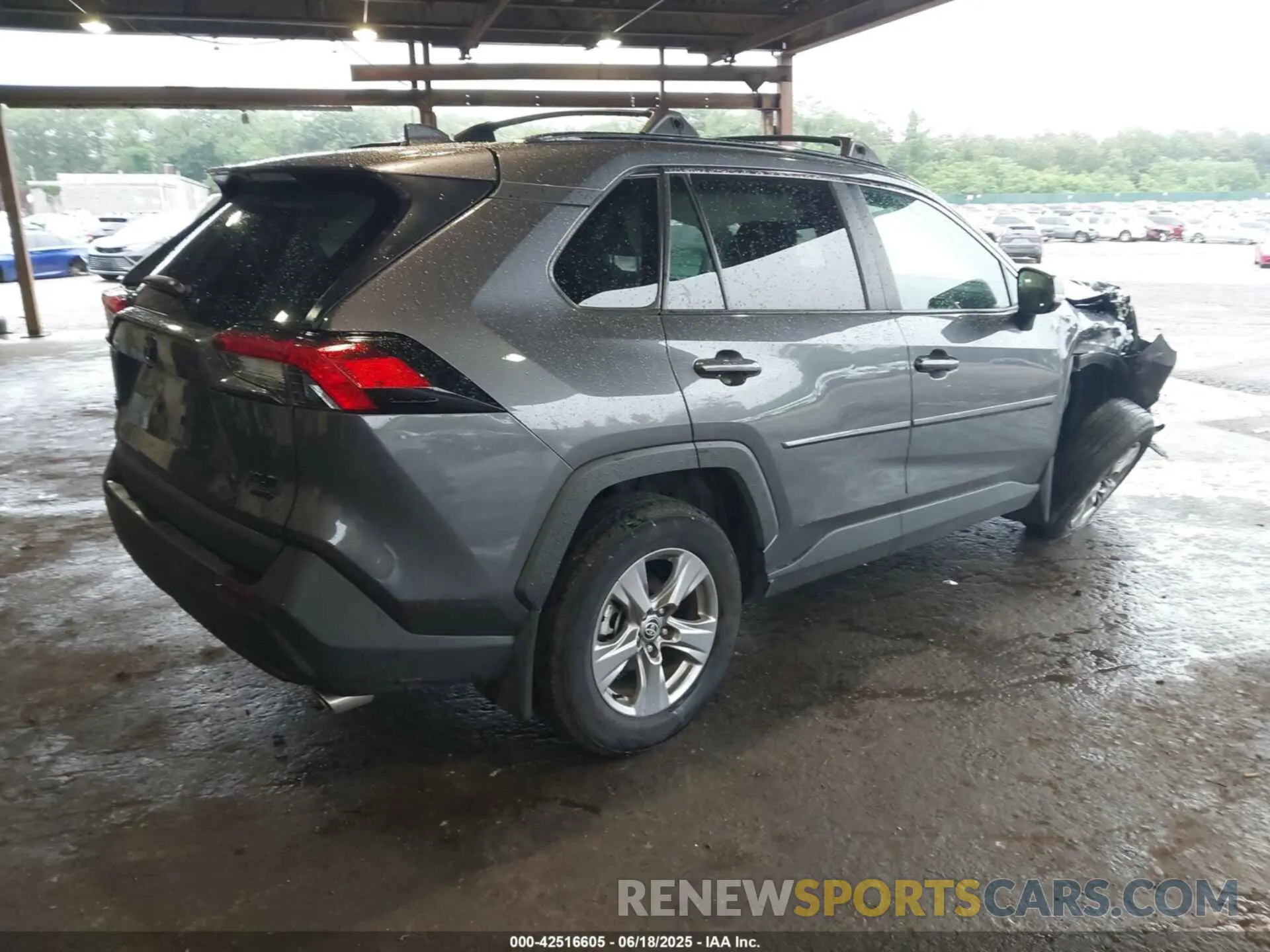 4 Photograph of a damaged car 2T3P1RFV9RC466622 TOYOTA RAV4 2024