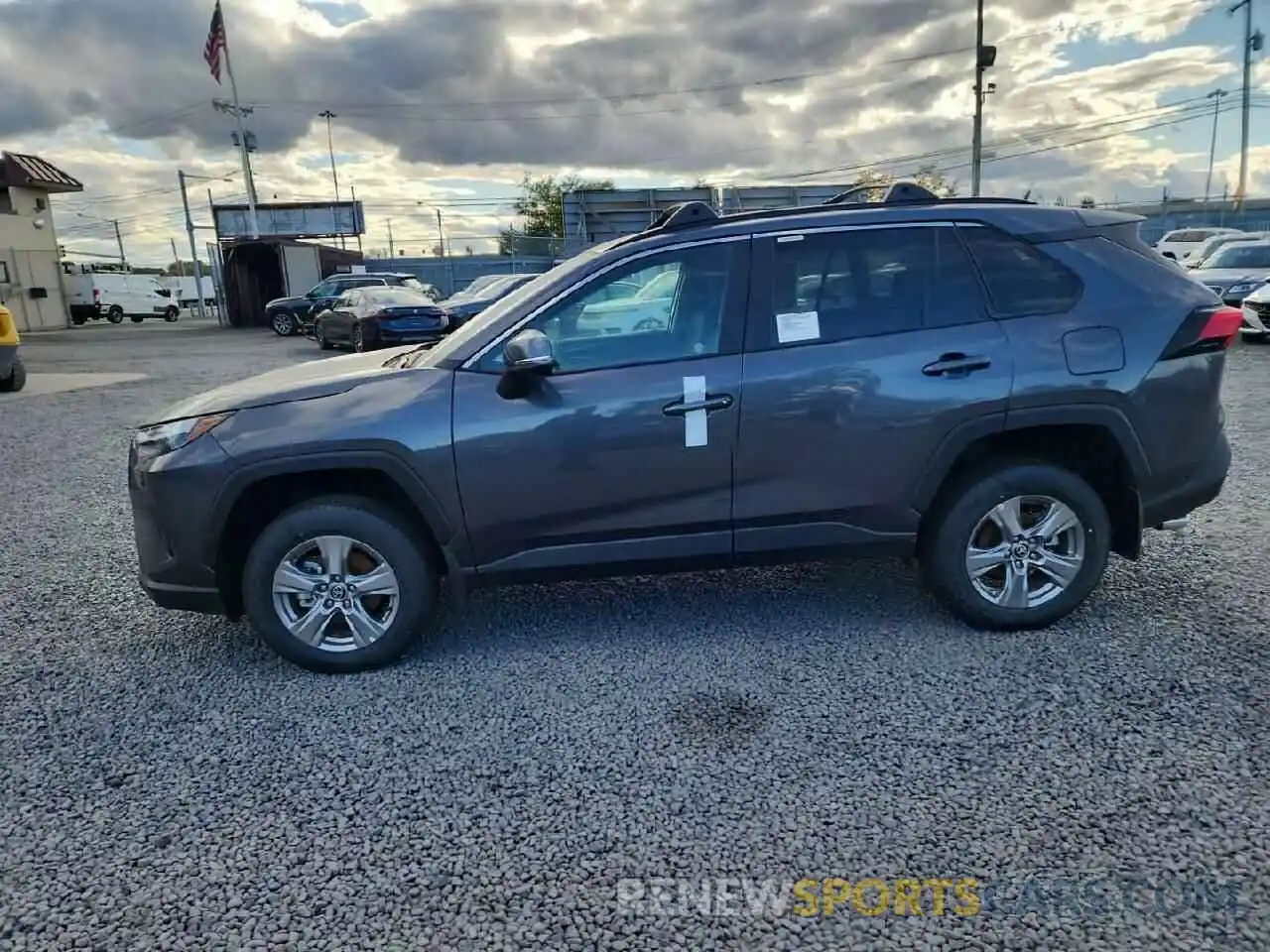 14 Photograph of a damaged car 2T3P1RFV9RC467639 TOYOTA RAV4 2024