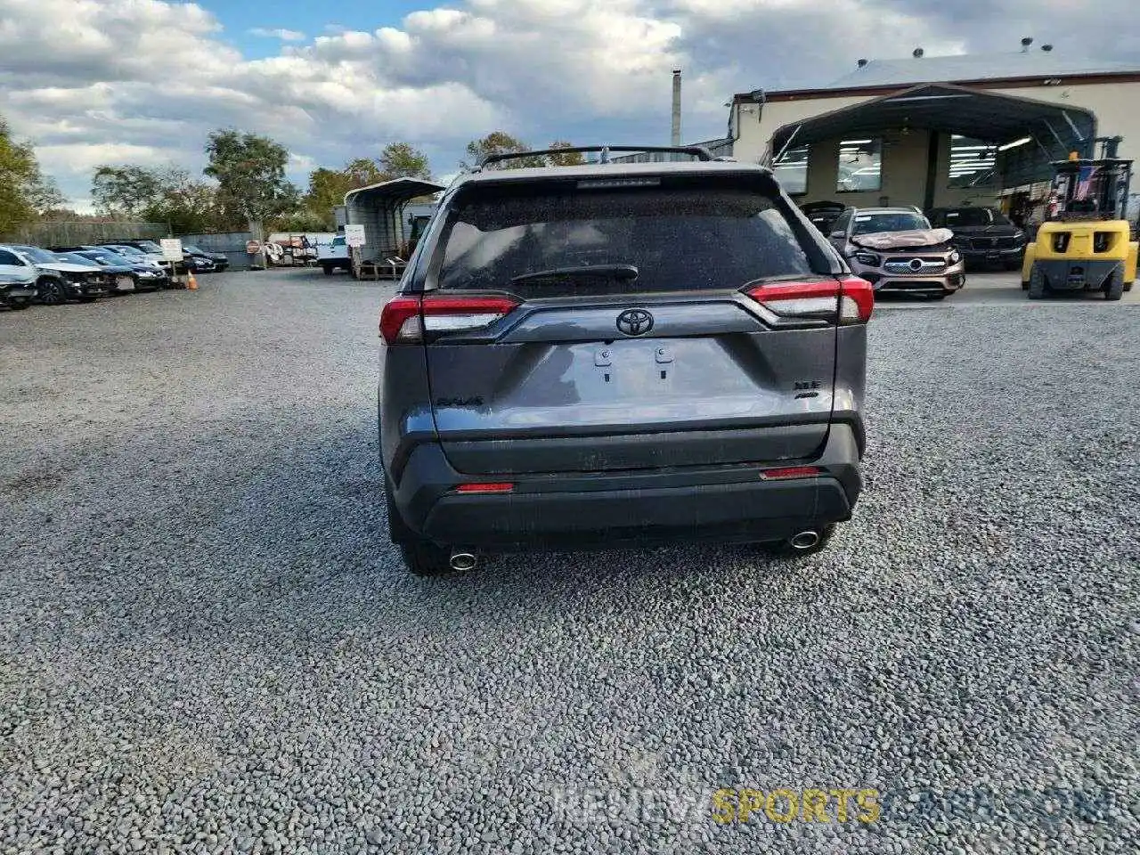 6 Photograph of a damaged car 2T3P1RFV9RC467639 TOYOTA RAV4 2024