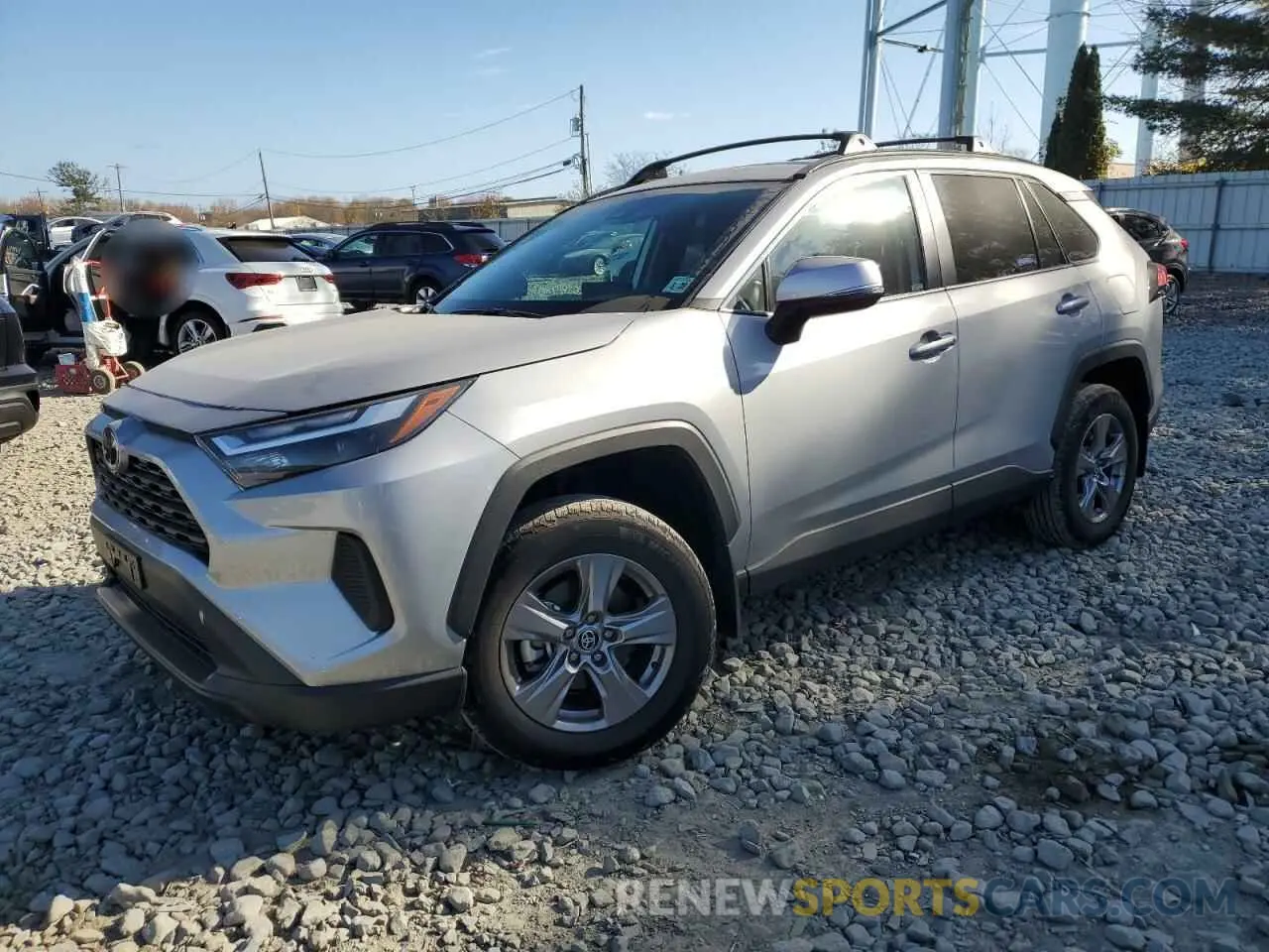 1 Photograph of a damaged car 2T3P1RFV9RW440066 TOYOTA RAV4 2024