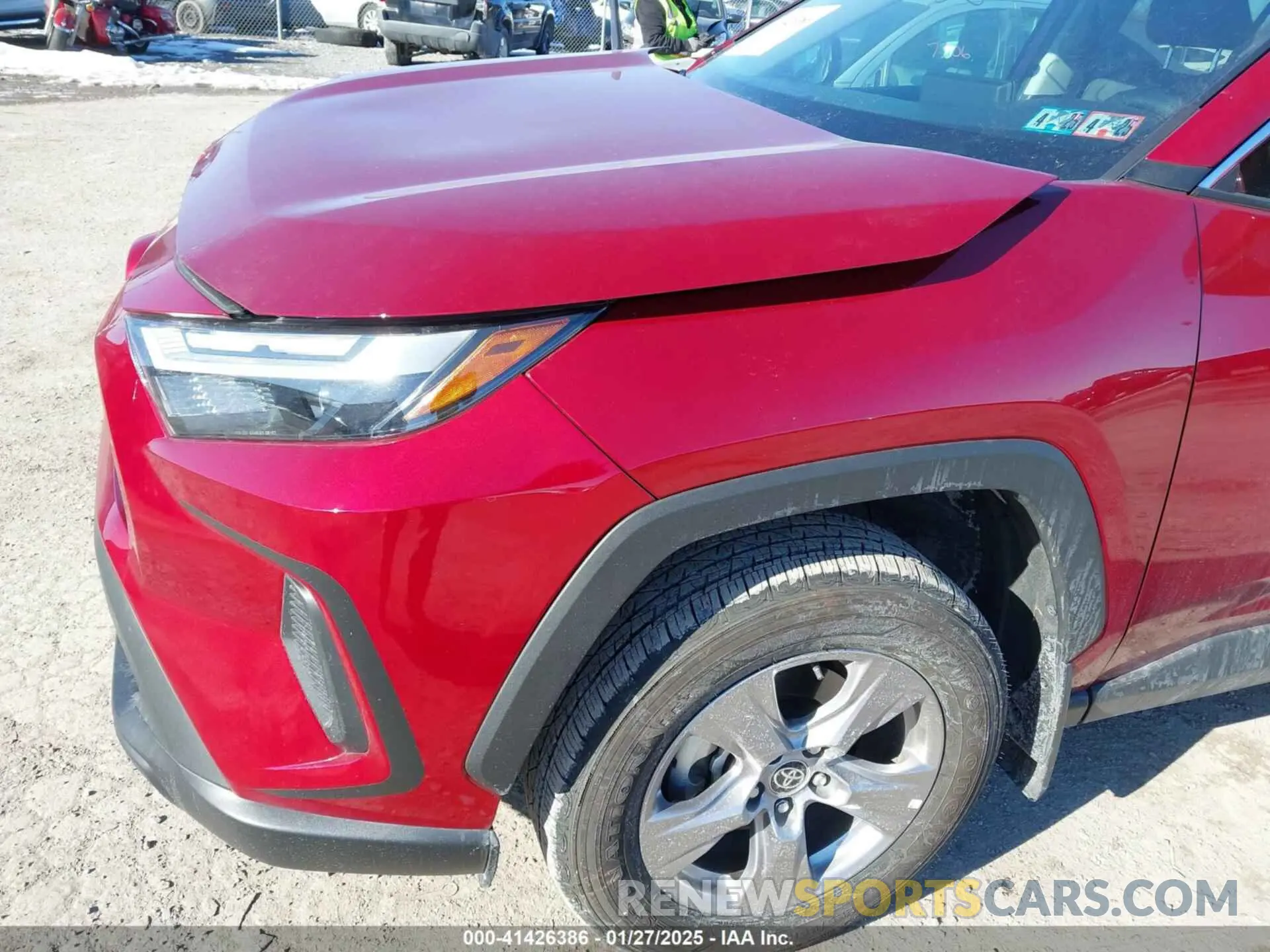 19 Photograph of a damaged car 2T3P1RFV9RW446367 TOYOTA RAV4 2024