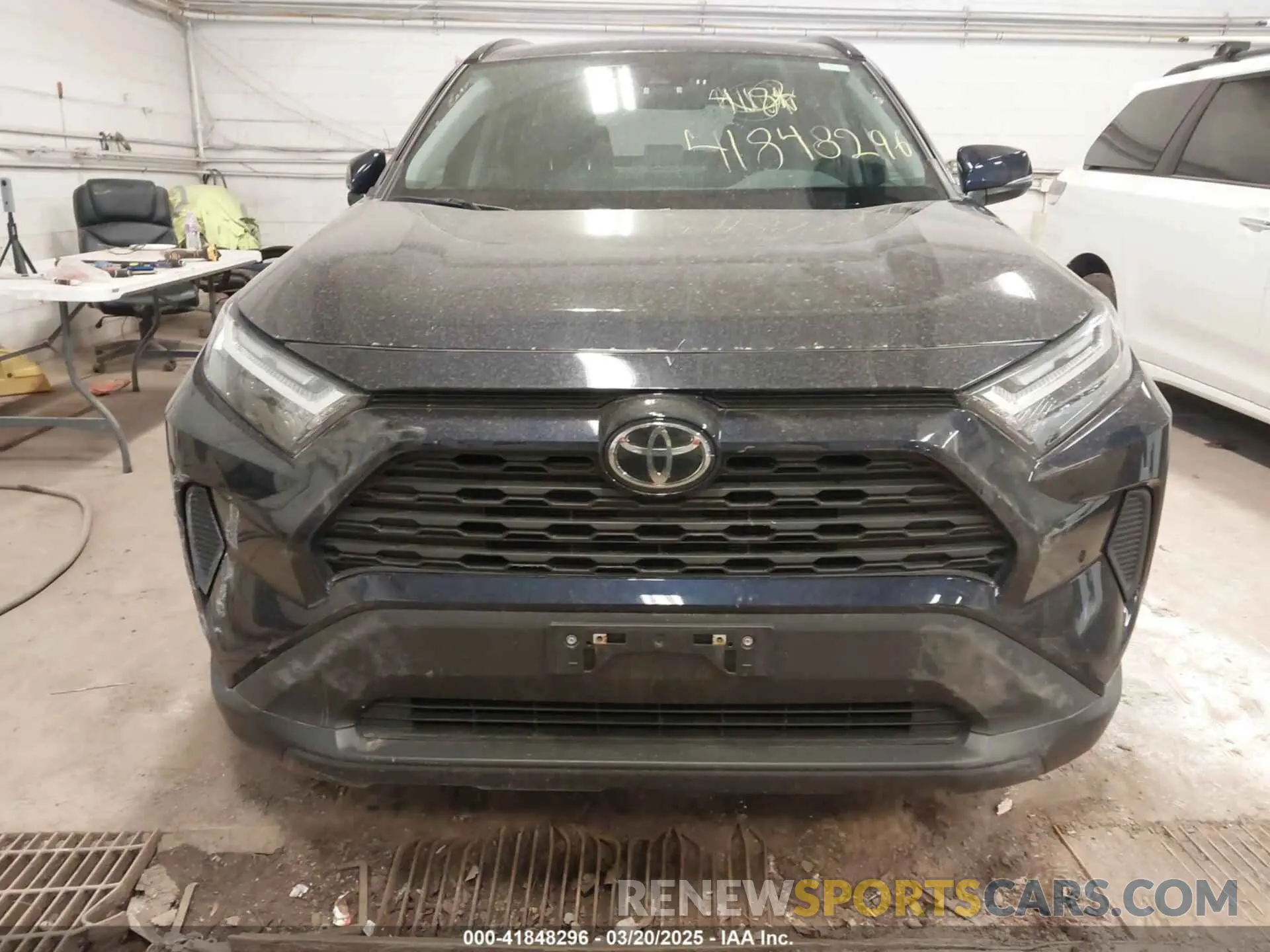12 Photograph of a damaged car 2T3P1RFV9RW468059 TOYOTA RAV4 2024