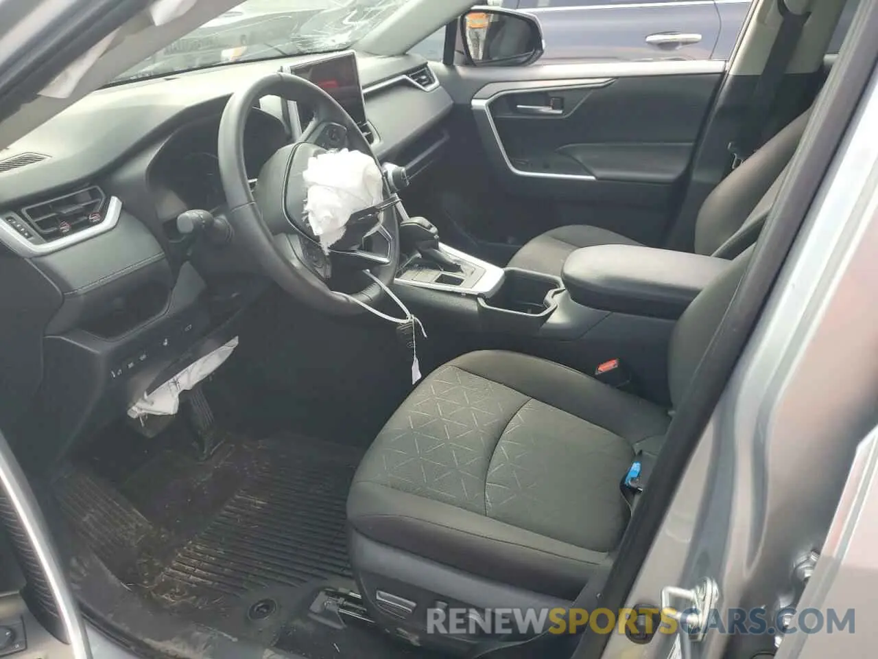 7 Photograph of a damaged car 2T3P1RFVXRC408051 TOYOTA RAV4 2024