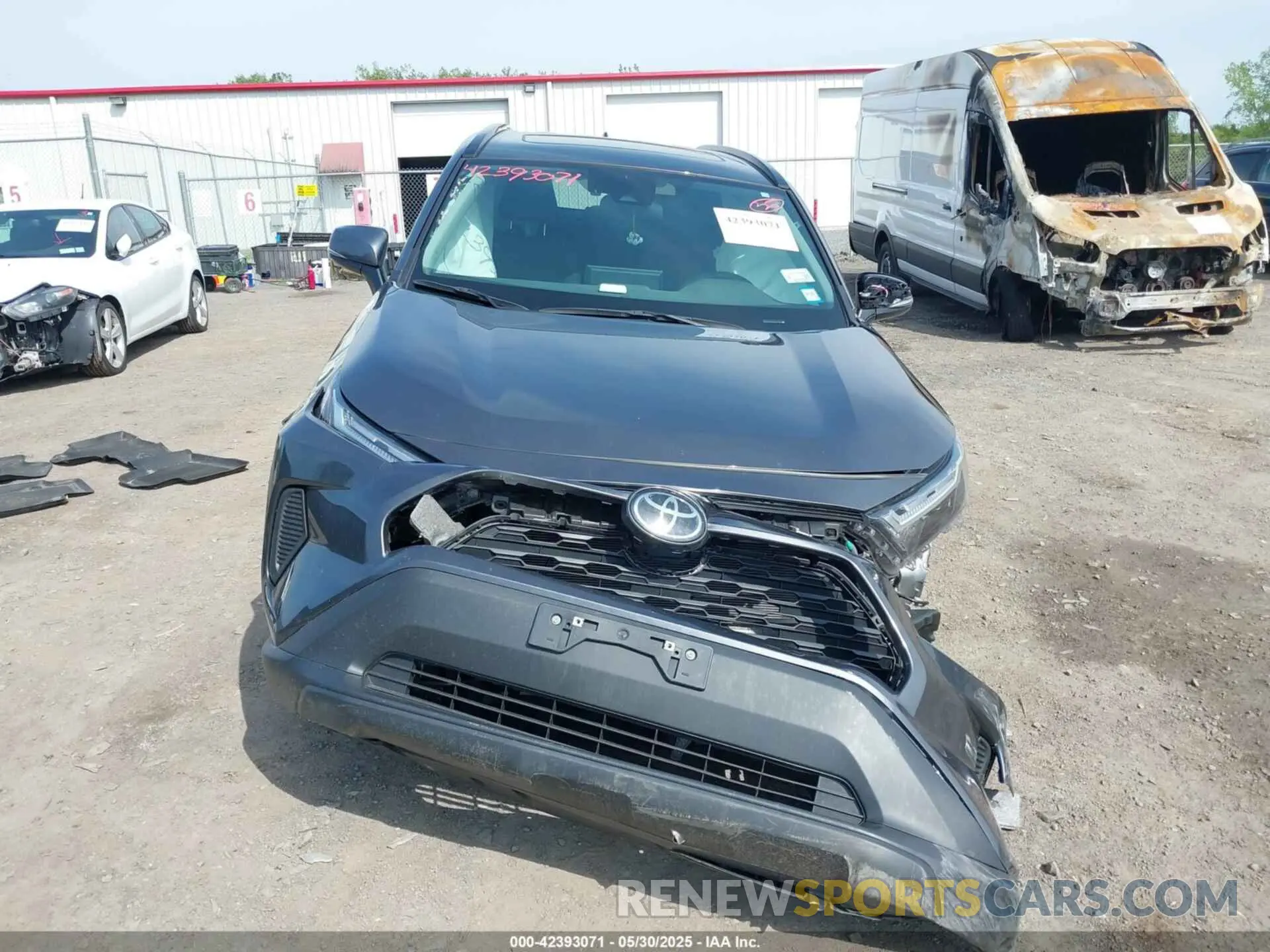 12 Photograph of a damaged car 2T3P1RFVXRC442667 TOYOTA RAV4 2024
