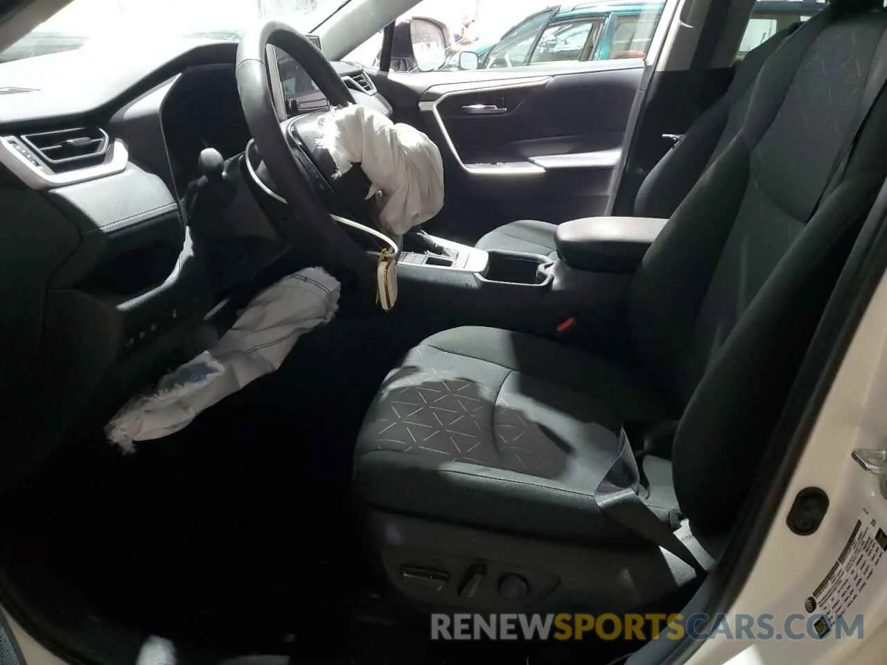7 Photograph of a damaged car 2T3P1RFVXRC459730 TOYOTA RAV4 2024
