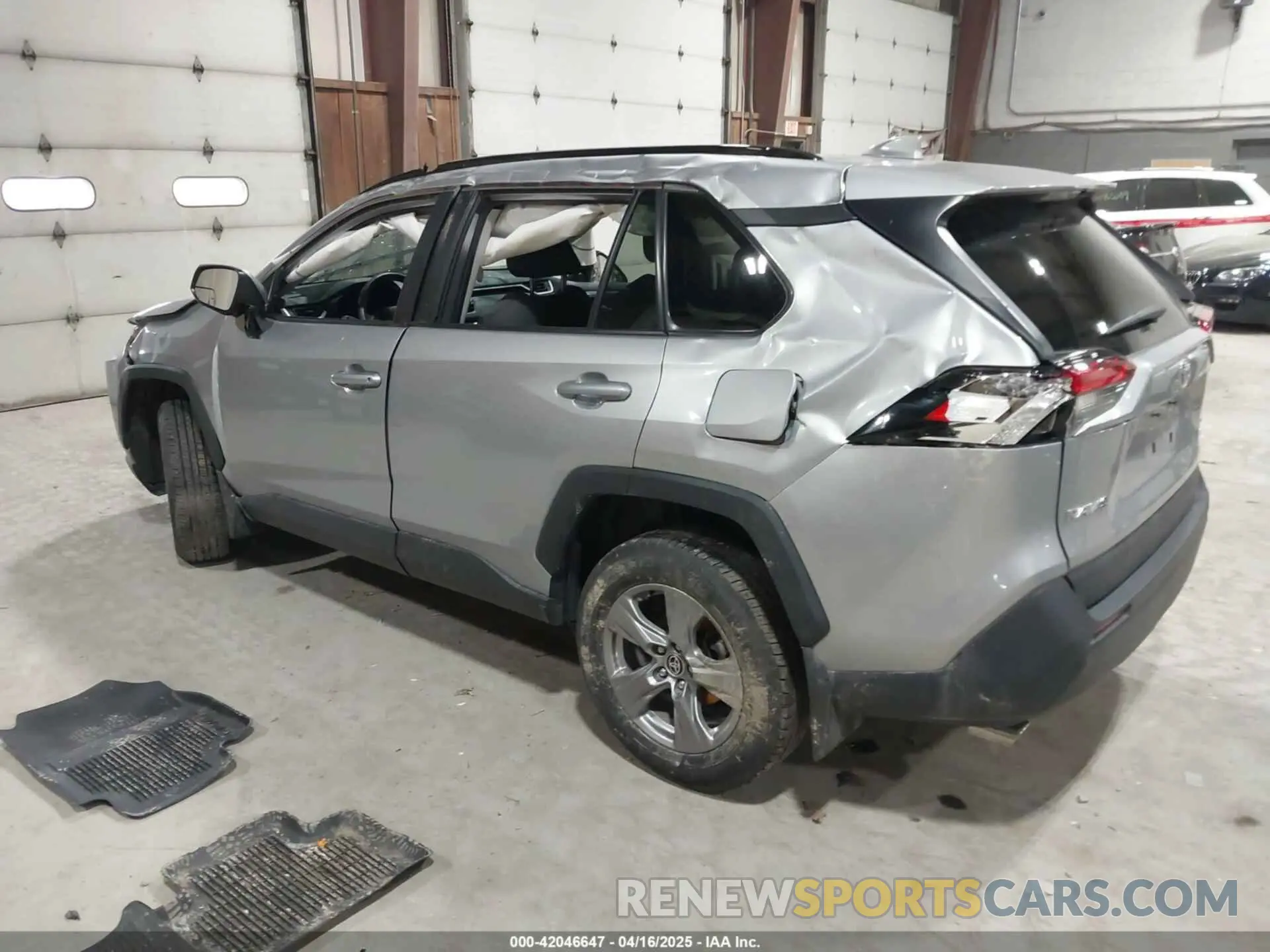 3 Photograph of a damaged car 2T3P1RFVXRC481050 TOYOTA RAV4 2024