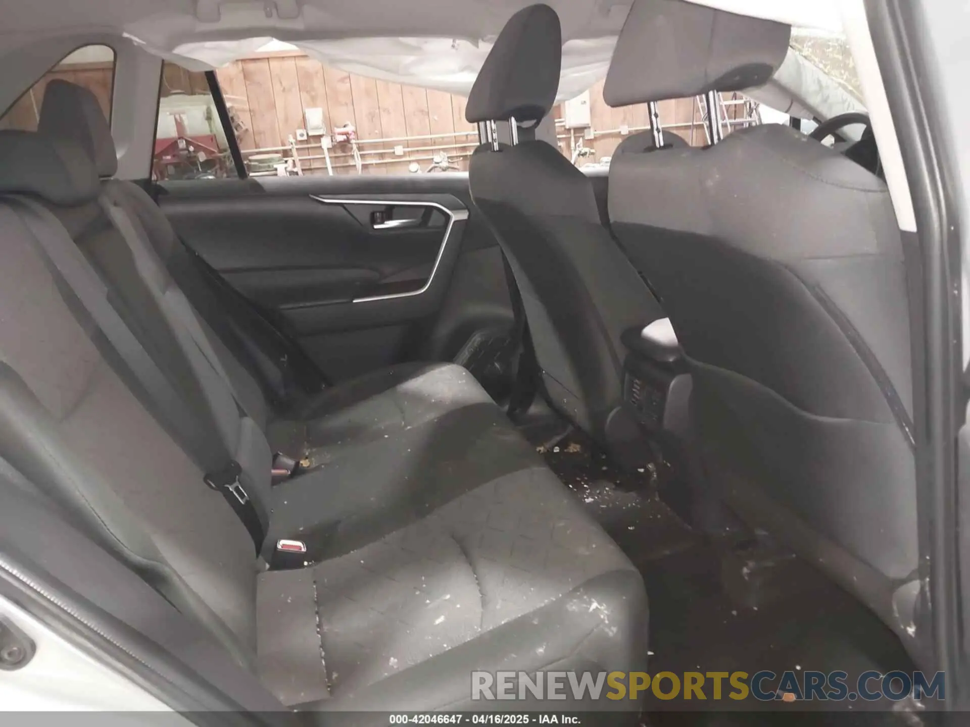 8 Photograph of a damaged car 2T3P1RFVXRC481050 TOYOTA RAV4 2024