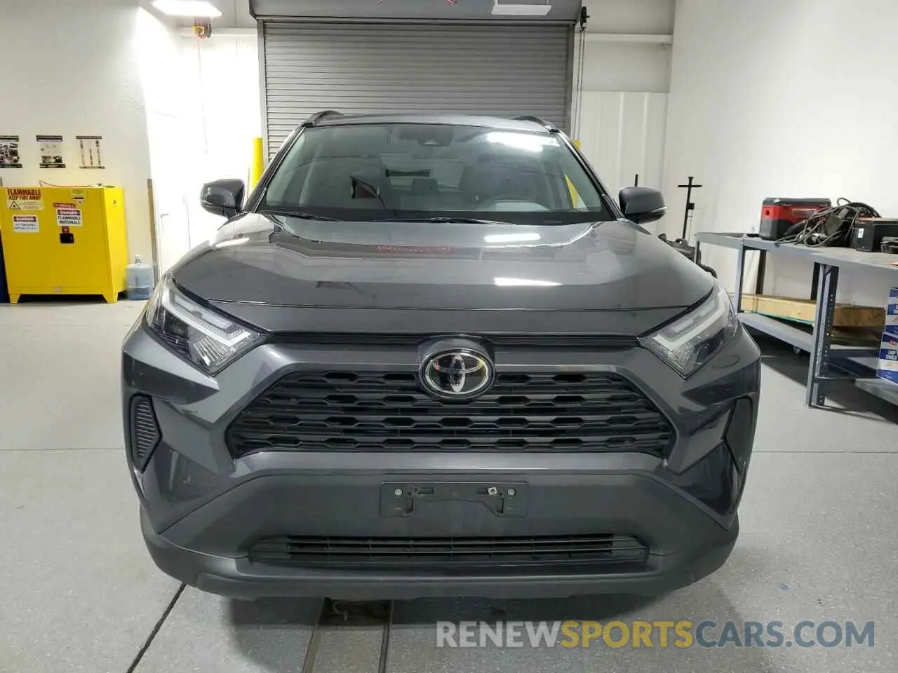 5 Photograph of a damaged car 2T3P1RFVXRW417749 TOYOTA RAV4 2024