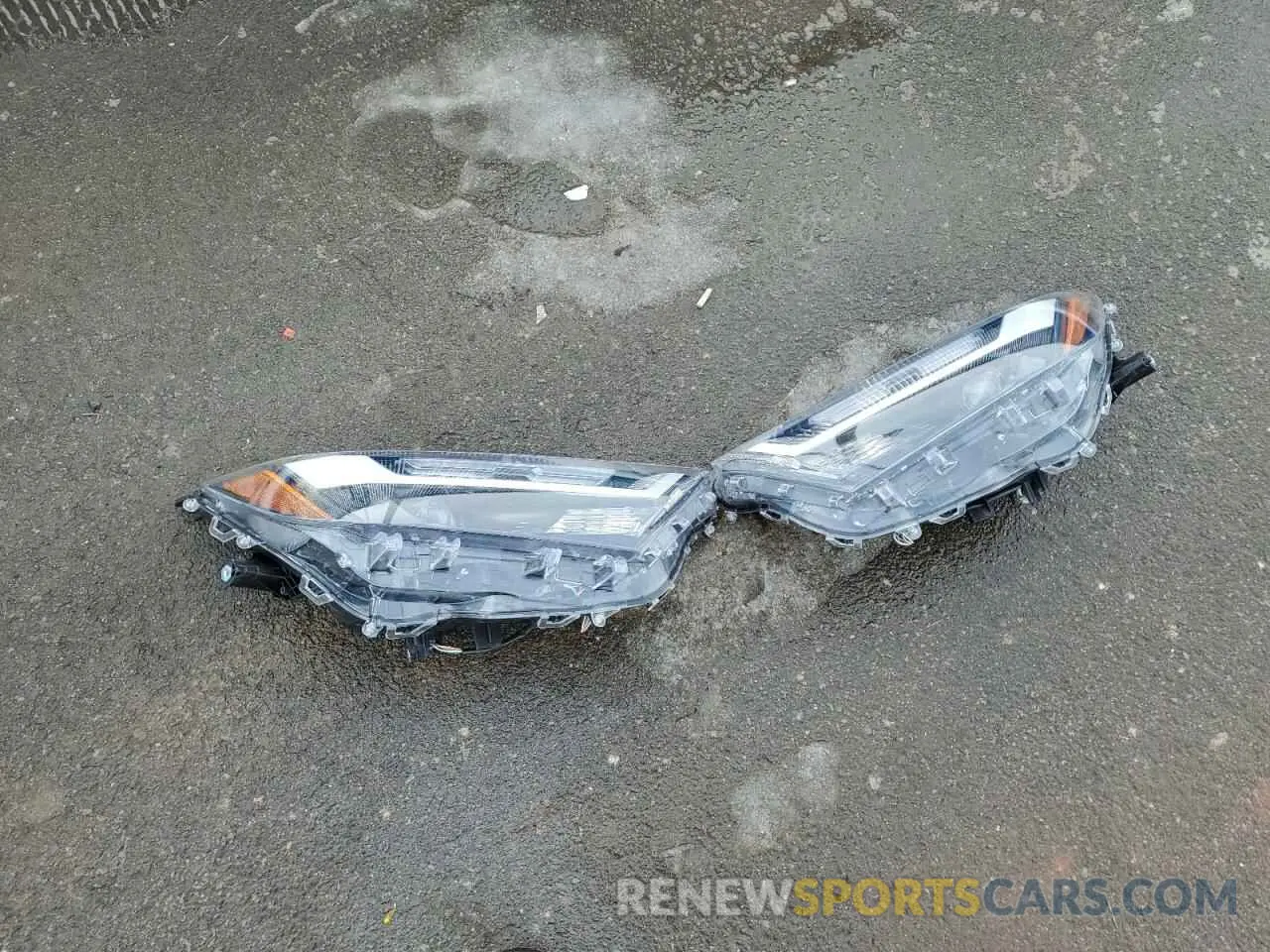 13 Photograph of a damaged car 2T3R1RFV1RC413616 TOYOTA RAV4 2024