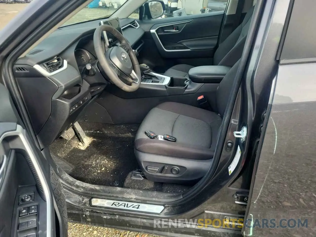 7 Photograph of a damaged car 2T3R1RFV9RC486376 TOYOTA RAV4 2024