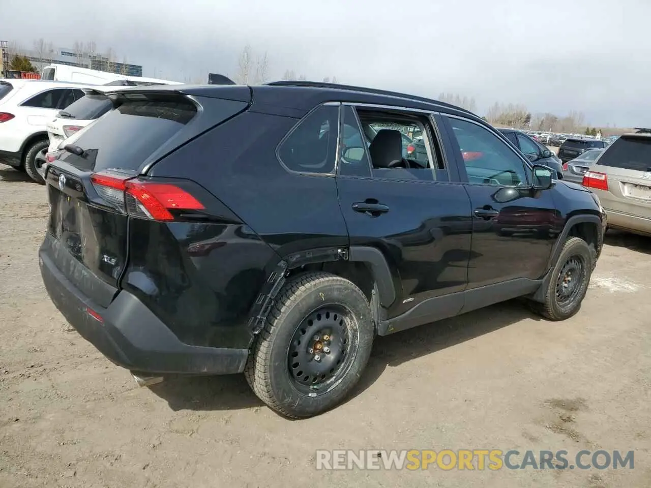 3 Photograph of a damaged car 2T3RWRFV0RW192087 TOYOTA RAV4 2024