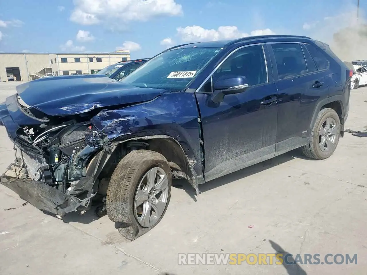 1 Photograph of a damaged car 2T3RWRFV0RW202617 TOYOTA RAV4 2024