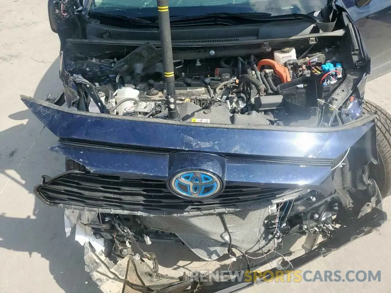 12 Photograph of a damaged car 2T3RWRFV0RW202617 TOYOTA RAV4 2024