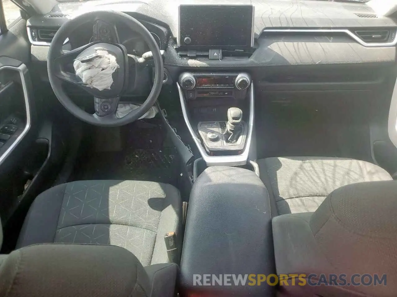8 Photograph of a damaged car 2T3RWRFV0RW202617 TOYOTA RAV4 2024
