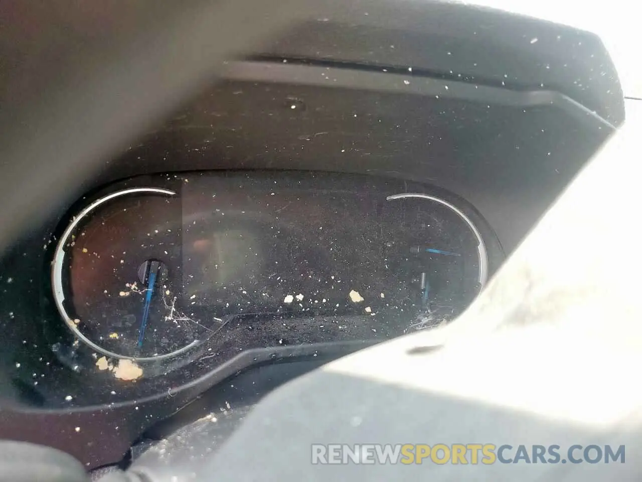9 Photograph of a damaged car 2T3RWRFV0RW202617 TOYOTA RAV4 2024