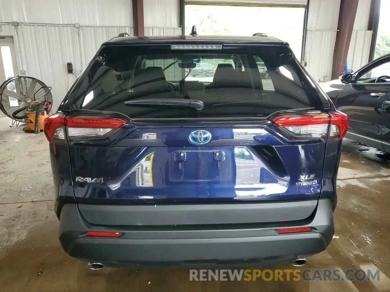 6 Photograph of a damaged car 2T3RWRFV1RW200813 TOYOTA RAV4 2024