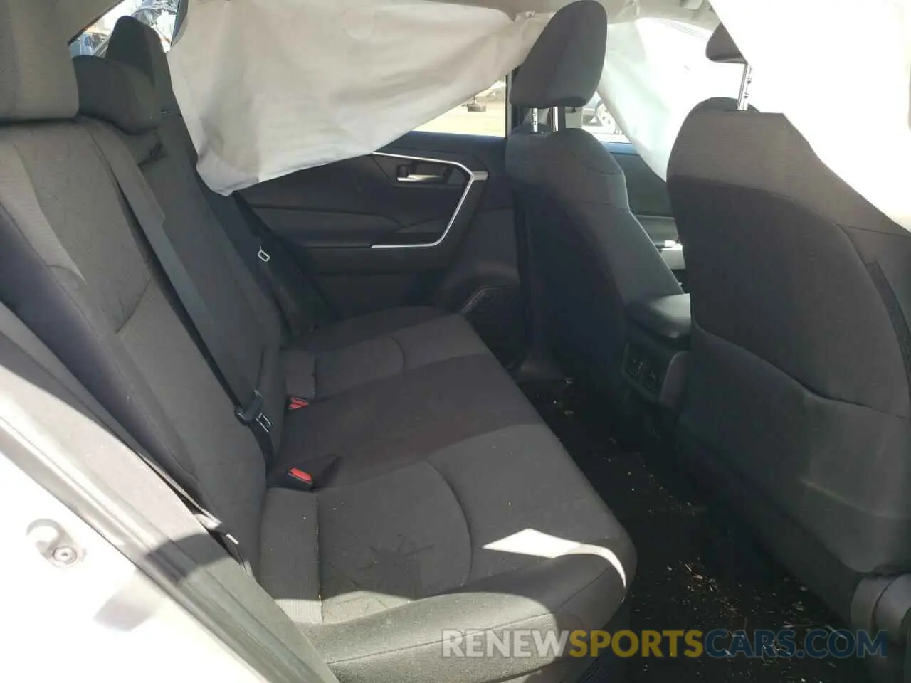 10 Photograph of a damaged car 2T3RWRFV1RW205350 TOYOTA RAV4 2024