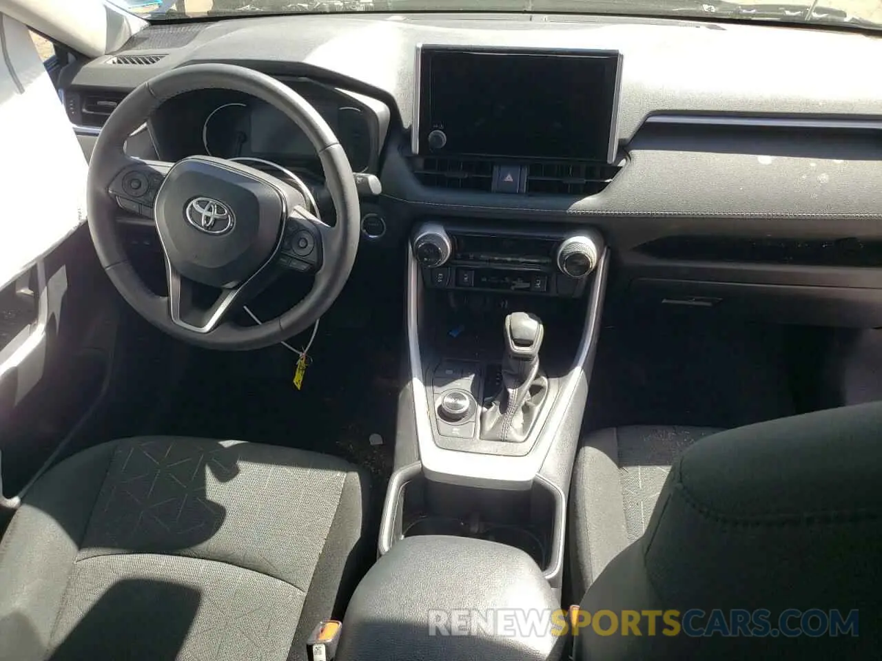 8 Photograph of a damaged car 2T3RWRFV1RW205350 TOYOTA RAV4 2024