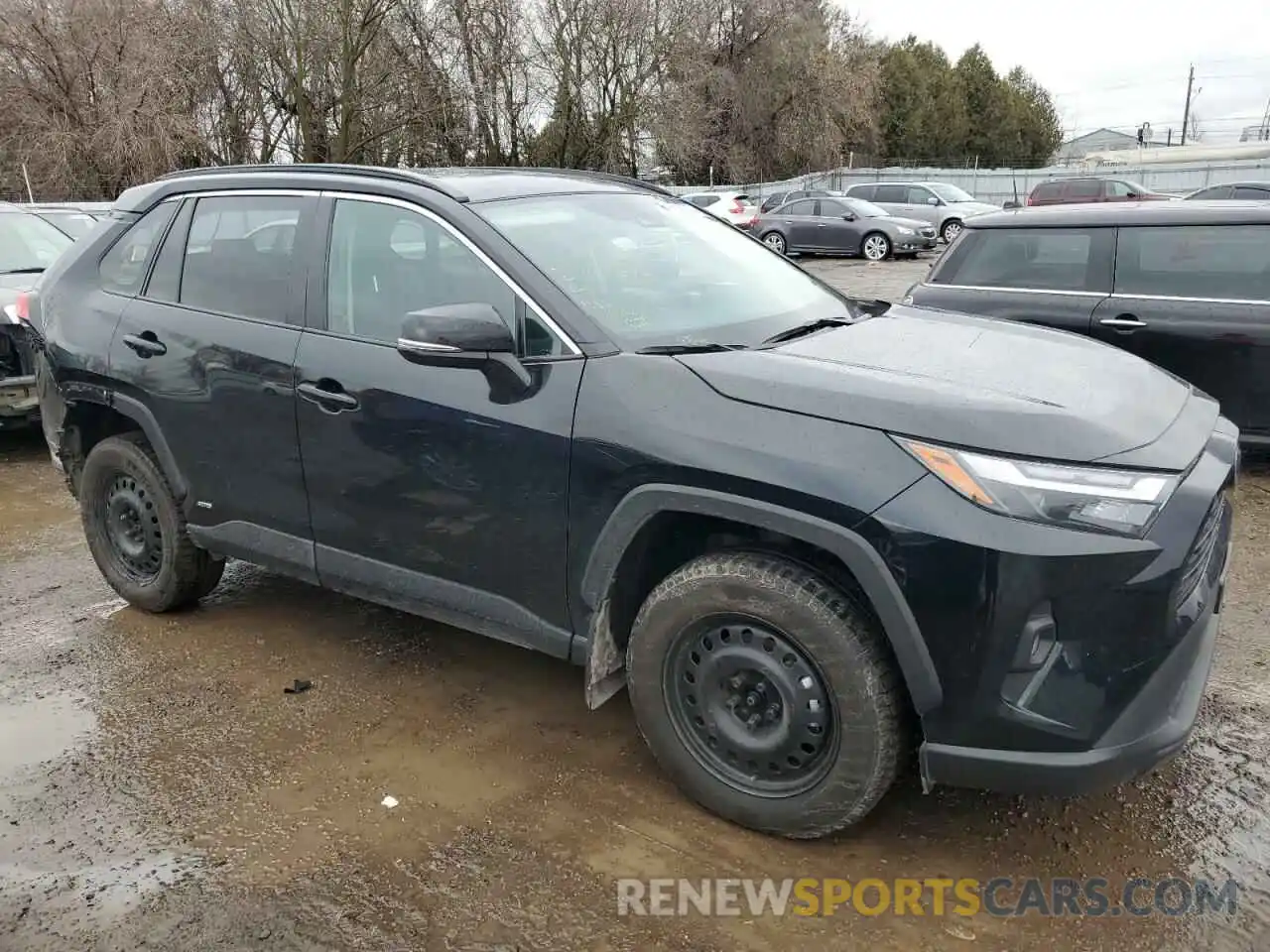 4 Photograph of a damaged car 2T3RWRFV1RW206580 TOYOTA RAV4 2024