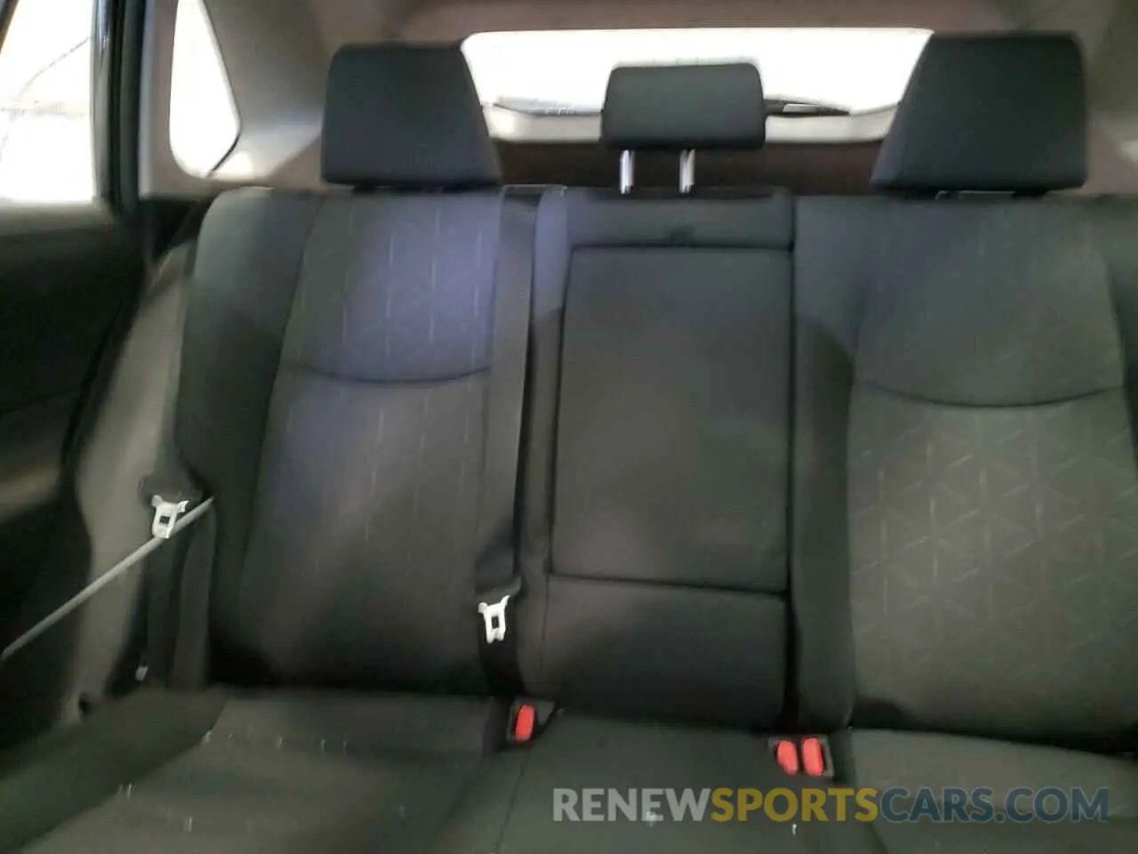 10 Photograph of a damaged car 2T3RWRFV1RW238705 TOYOTA RAV4 2024