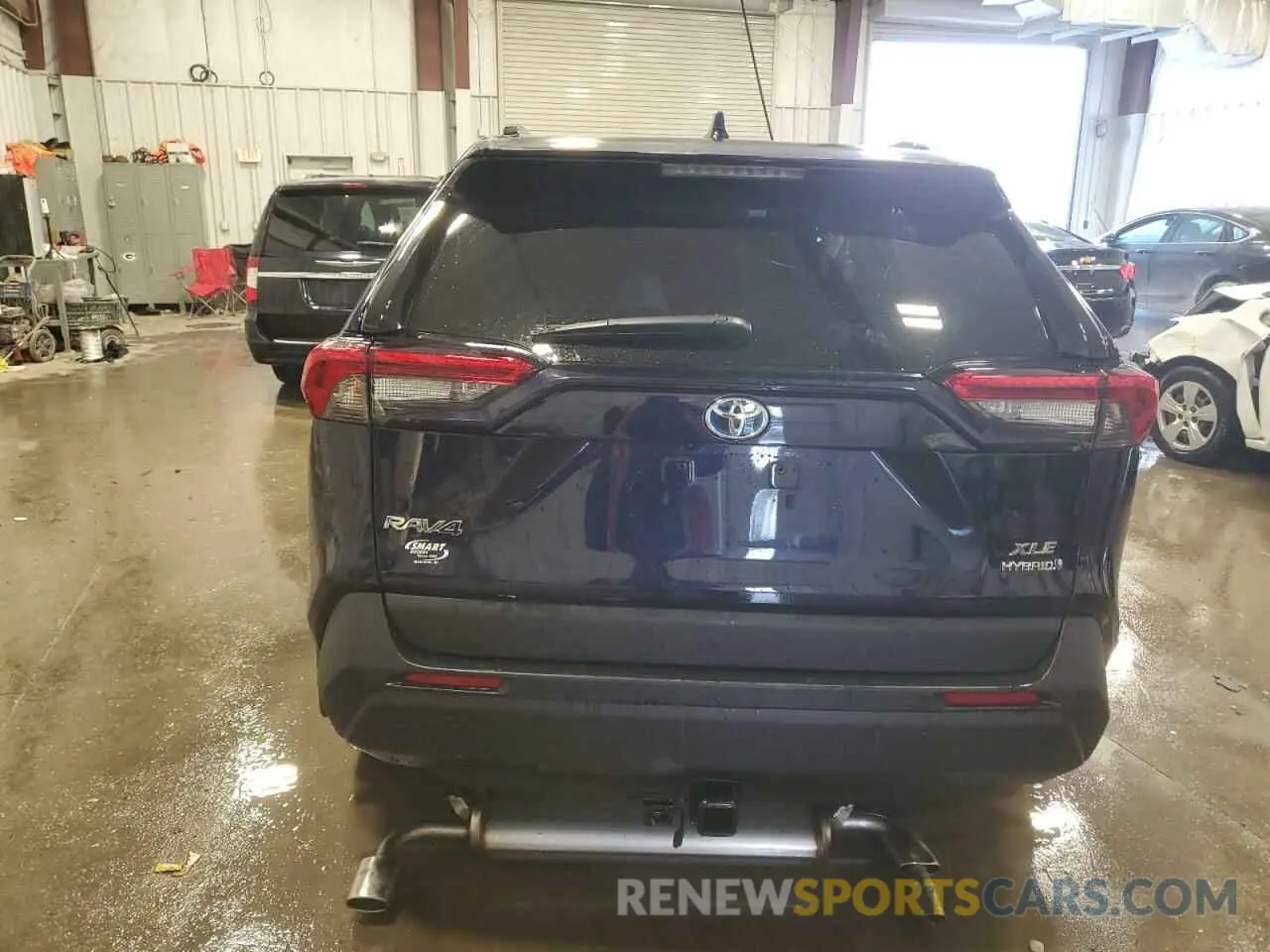 6 Photograph of a damaged car 2T3RWRFV1RW238705 TOYOTA RAV4 2024
