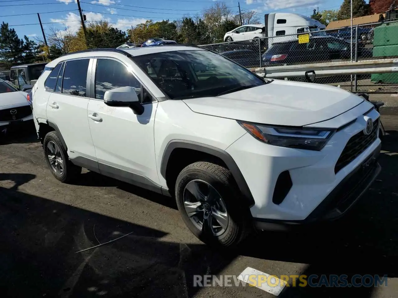 4 Photograph of a damaged car 2T3RWRFV2RW208466 TOYOTA RAV4 2024
