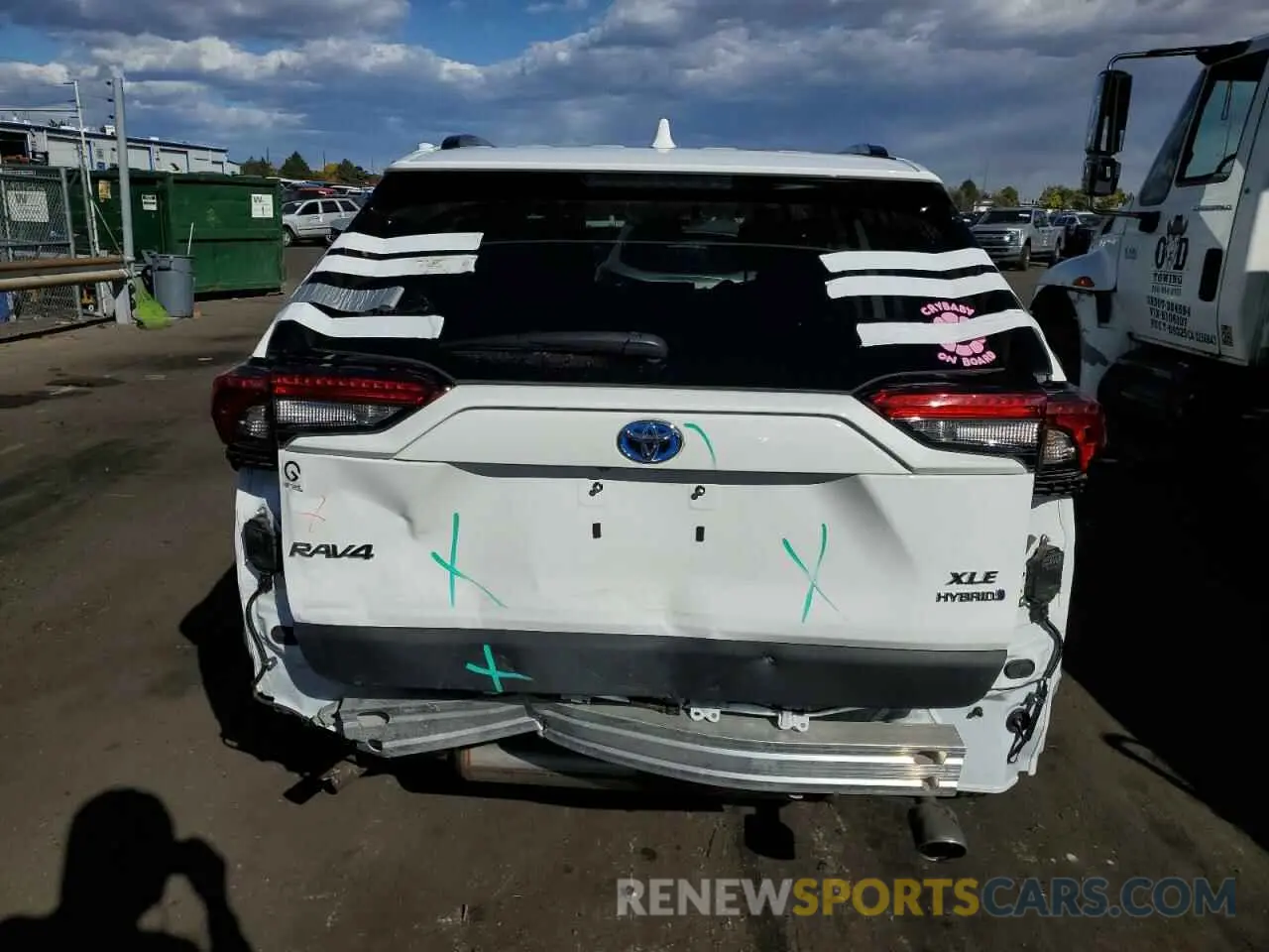 6 Photograph of a damaged car 2T3RWRFV2RW208466 TOYOTA RAV4 2024