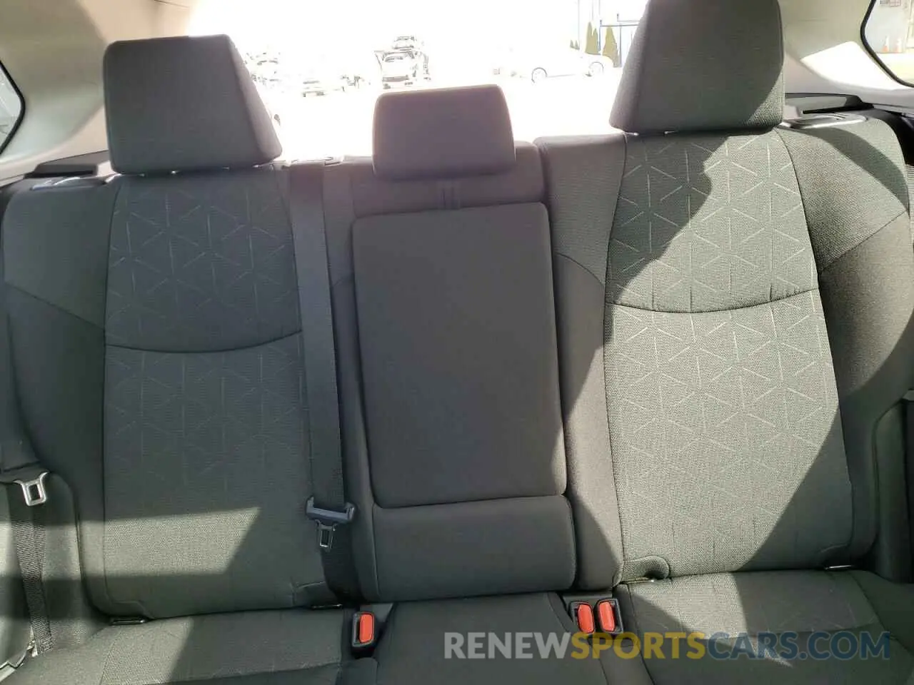 10 Photograph of a damaged car 2T3RWRFV2RW250717 TOYOTA RAV4 2024