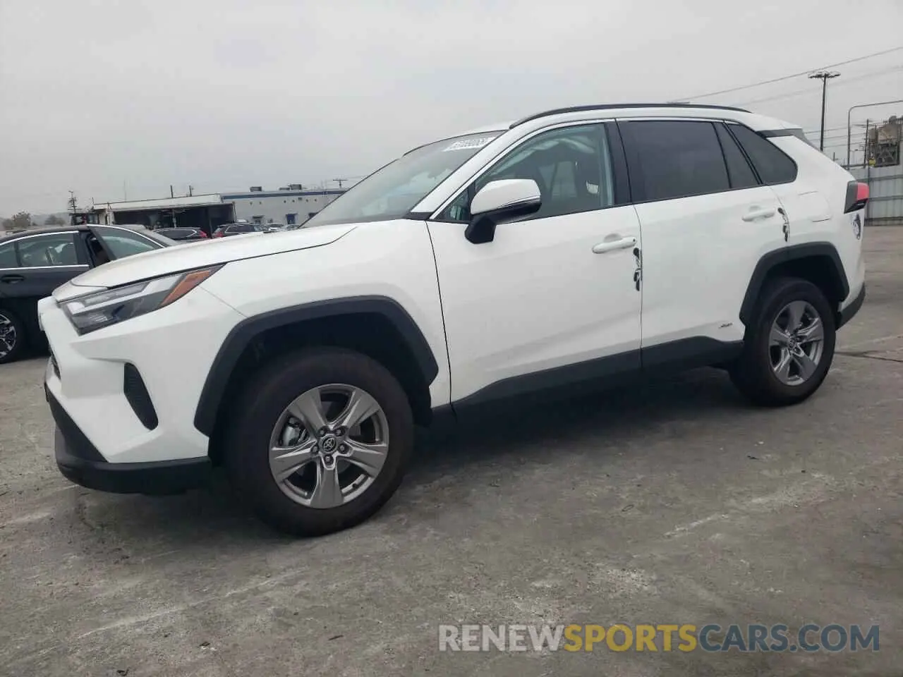 1 Photograph of a damaged car 2T3RWRFV4RW250802 TOYOTA RAV4 2024
