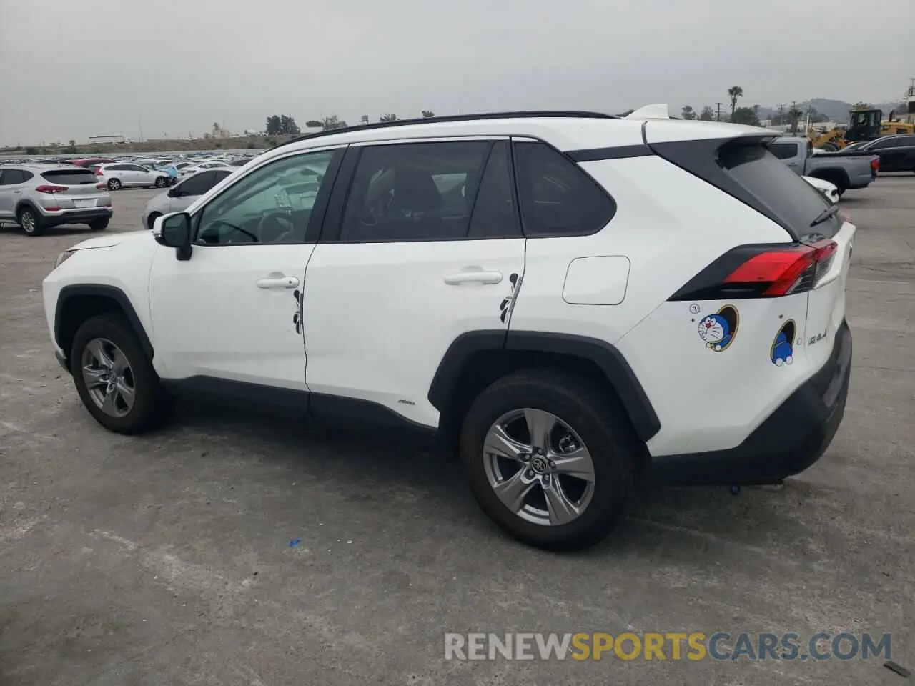 2 Photograph of a damaged car 2T3RWRFV4RW250802 TOYOTA RAV4 2024