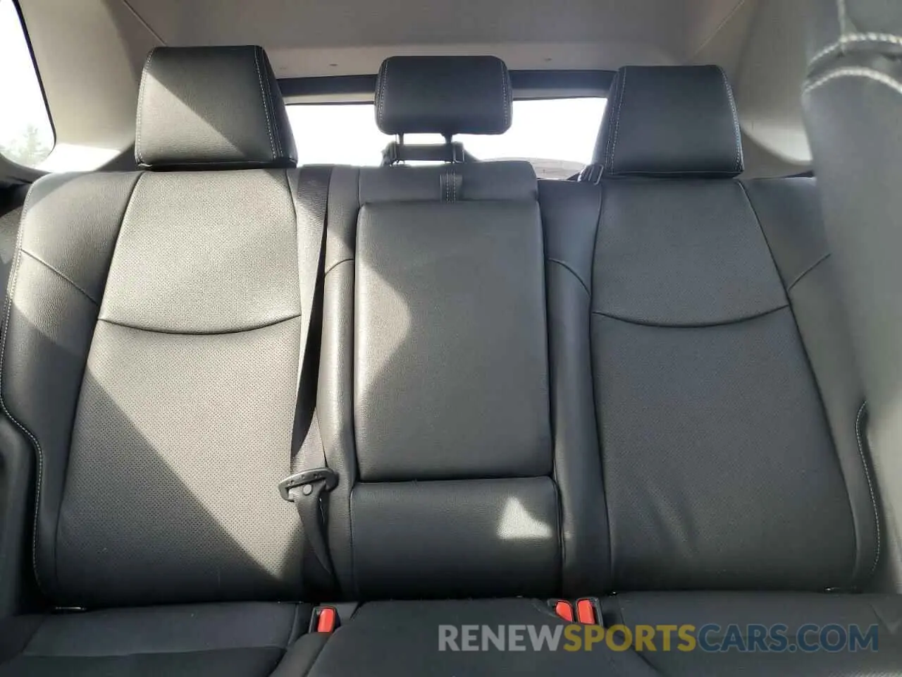 10 Photograph of a damaged car 2T3RWRFV7RW201464 TOYOTA RAV4 2024