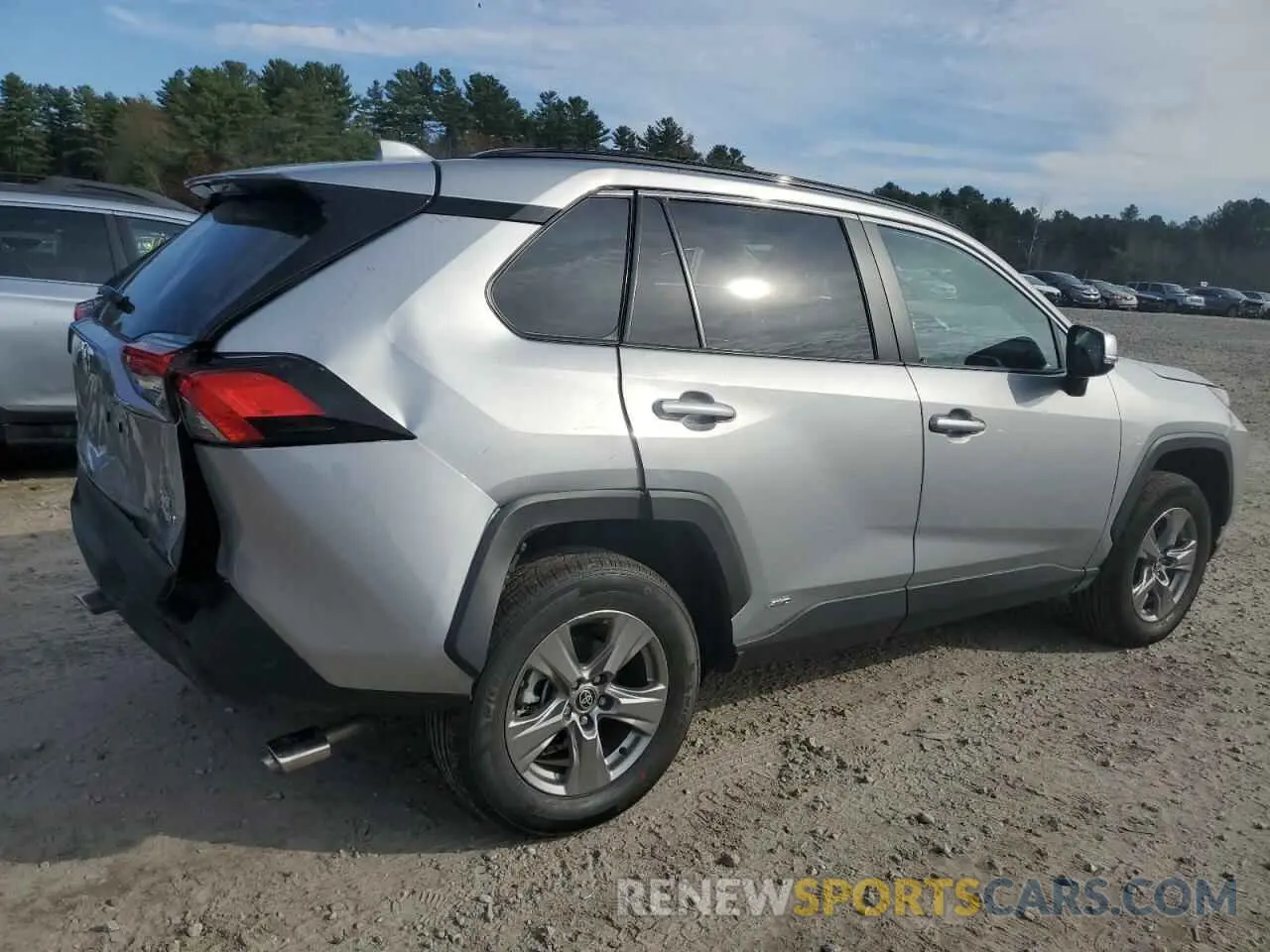 3 Photograph of a damaged car 2T3RWRFV7RW201464 TOYOTA RAV4 2024