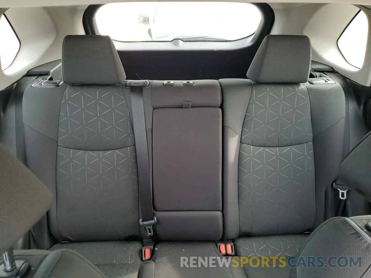 10 Photograph of a damaged car 2T3RWRFV7RW210892 TOYOTA RAV4 2024