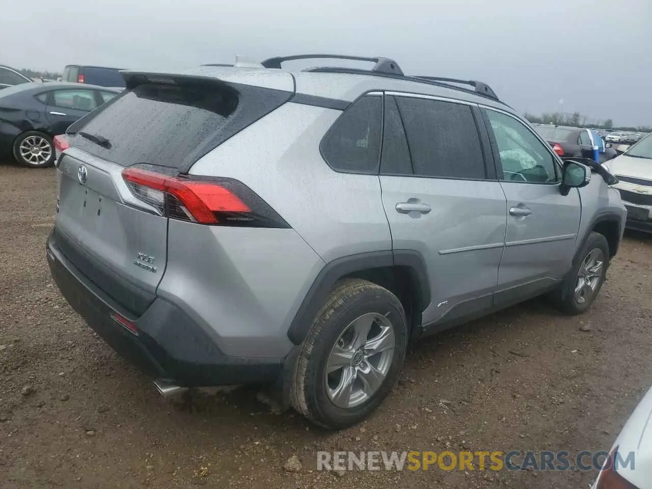 3 Photograph of a damaged car 2T3RWRFV8RW203739 TOYOTA RAV4 2024