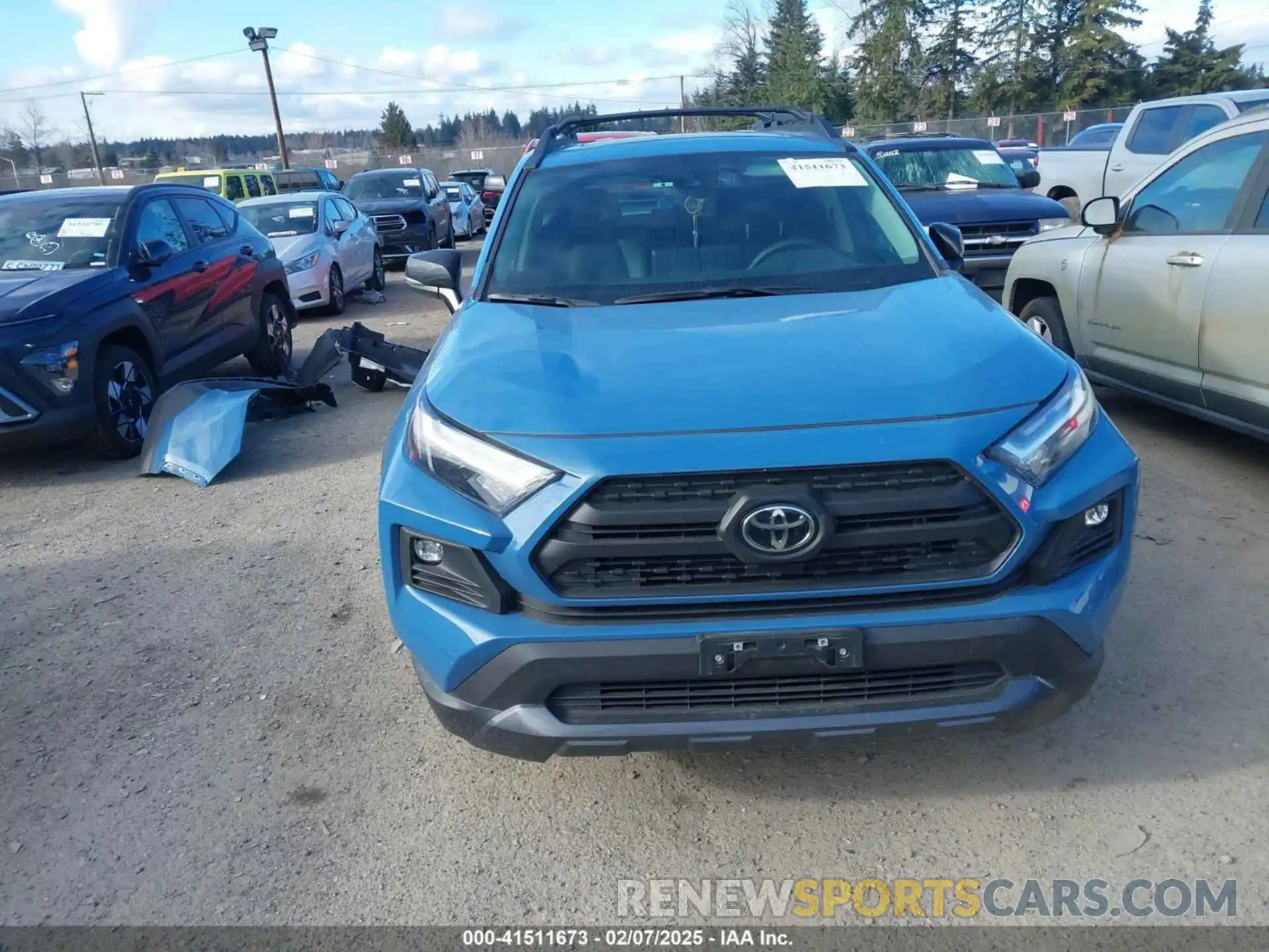 13 Photograph of a damaged car 2T3S1RFV2RW431509 TOYOTA RAV4 2024