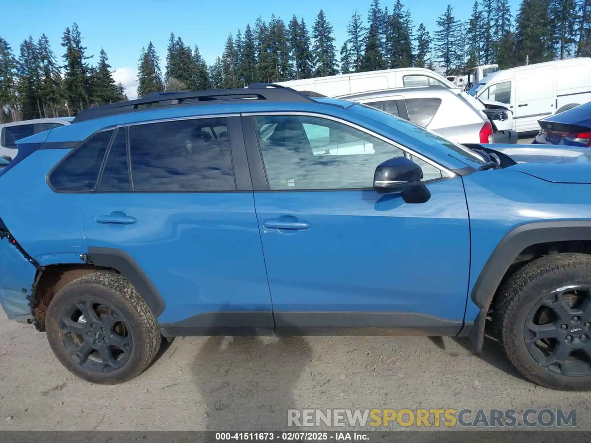 14 Photograph of a damaged car 2T3S1RFV2RW431509 TOYOTA RAV4 2024