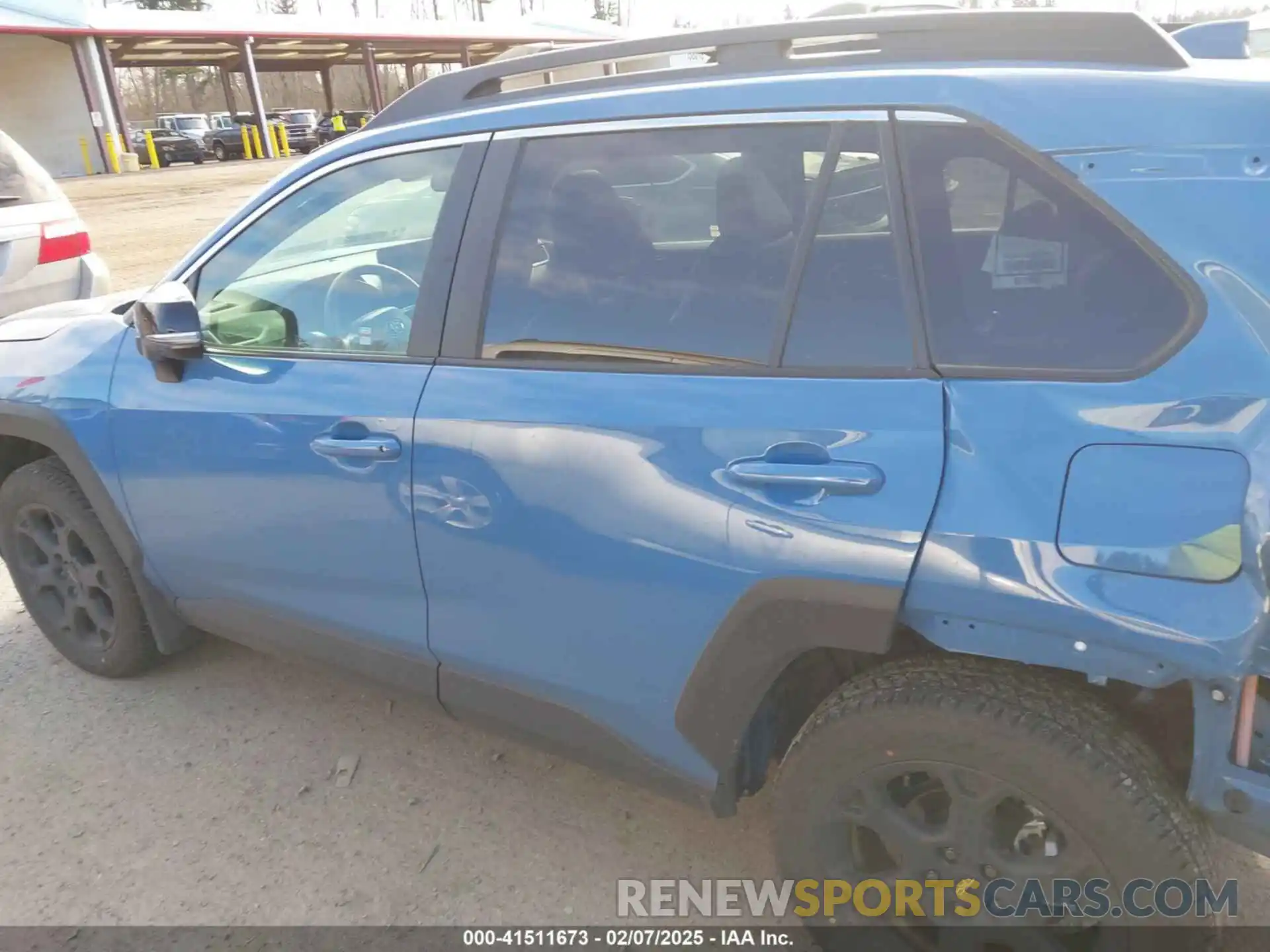 15 Photograph of a damaged car 2T3S1RFV2RW431509 TOYOTA RAV4 2024