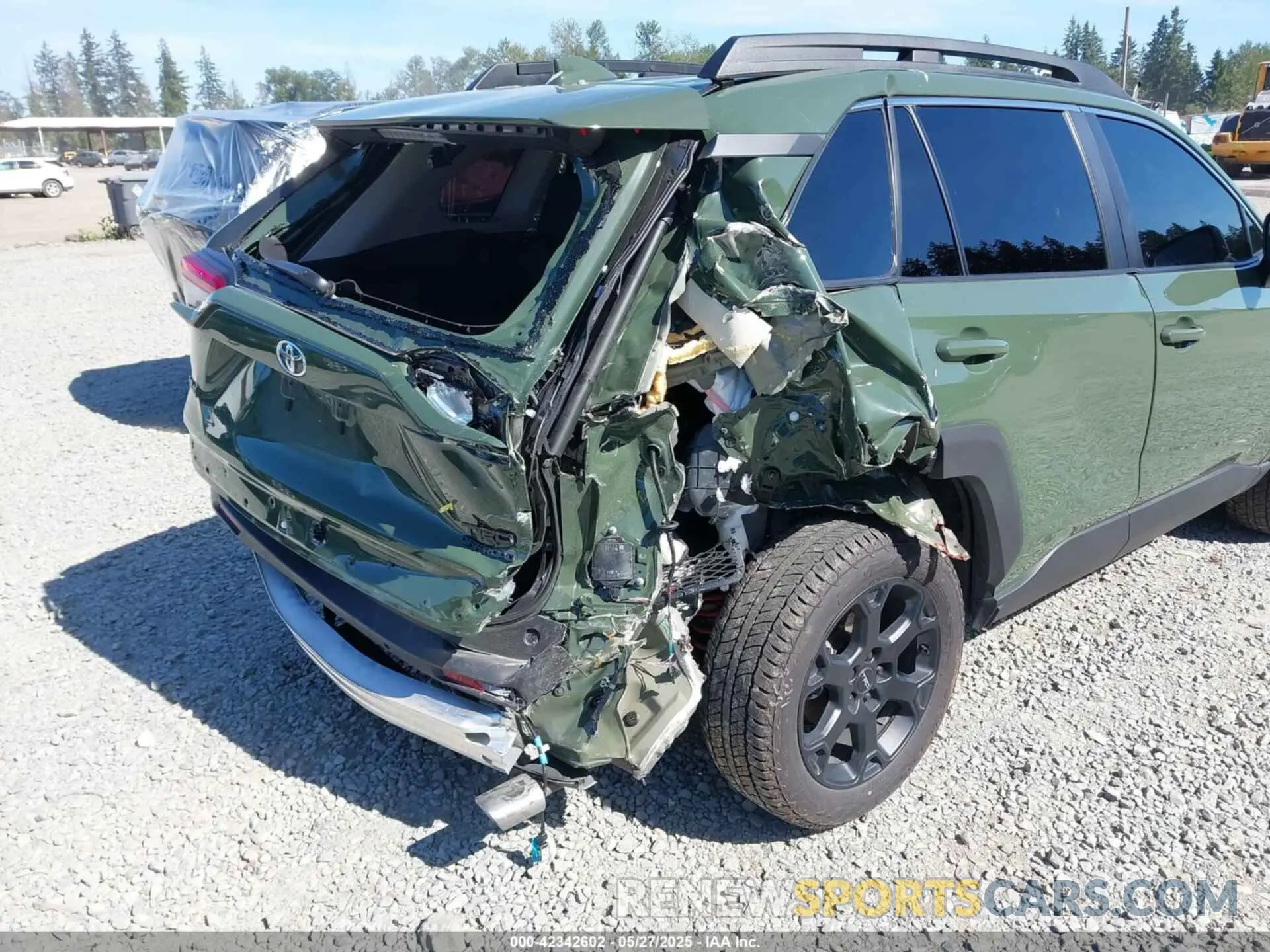 6 Photograph of a damaged car 2T3S1RFV5RW452399 TOYOTA RAV4 2024