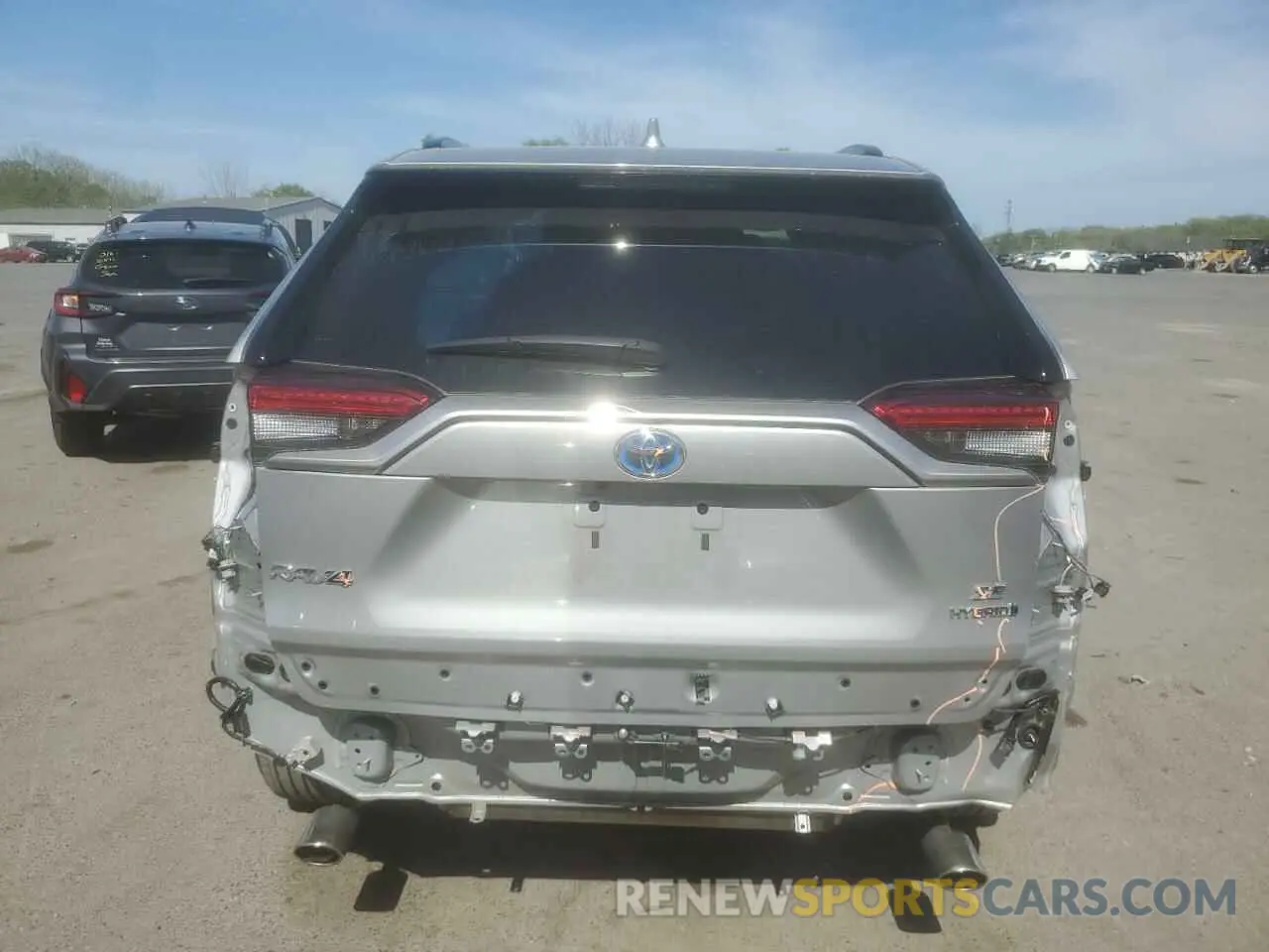 6 Photograph of a damaged car 2T3T6RFV1RW062664 TOYOTA RAV4 2024