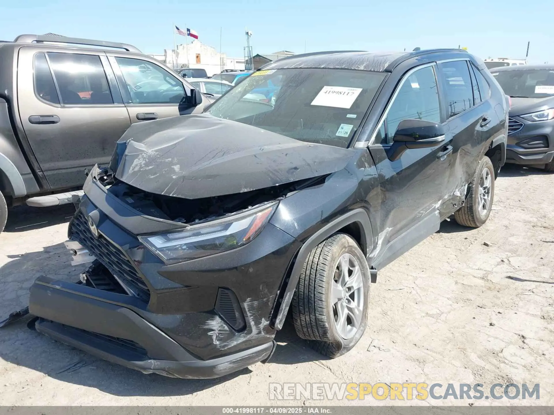 2 Photograph of a damaged car 2T3W1RFV0RC263842 TOYOTA RAV4 2024