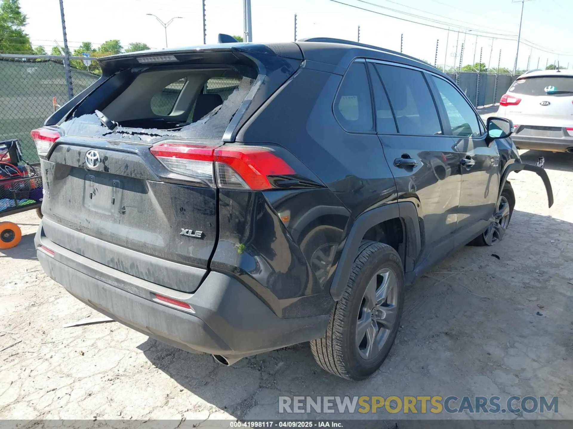4 Photograph of a damaged car 2T3W1RFV0RC263842 TOYOTA RAV4 2024
