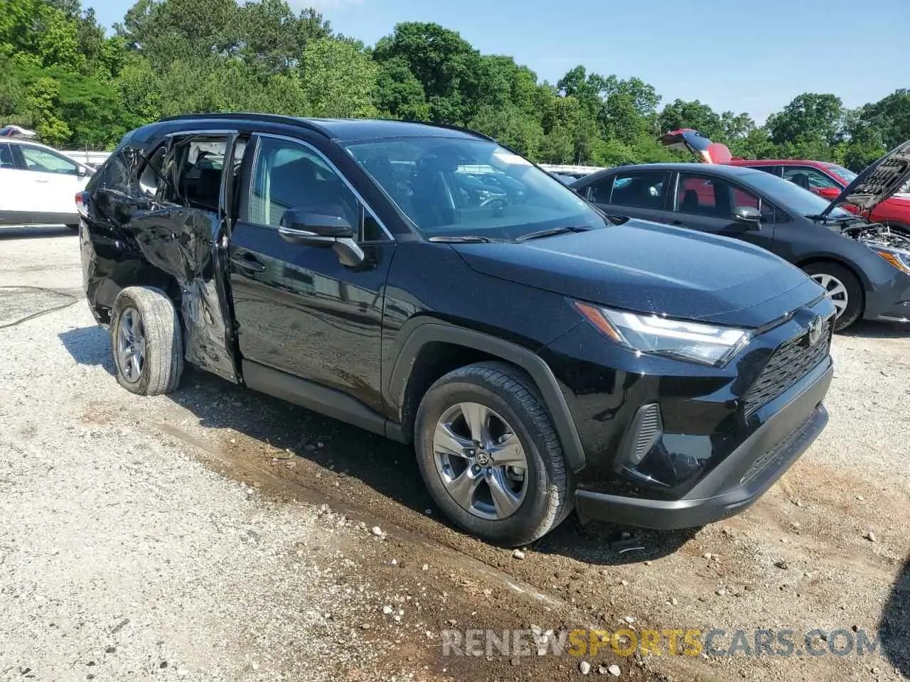 4 Photograph of a damaged car 2T3W1RFV0RW336870 TOYOTA RAV4 2024