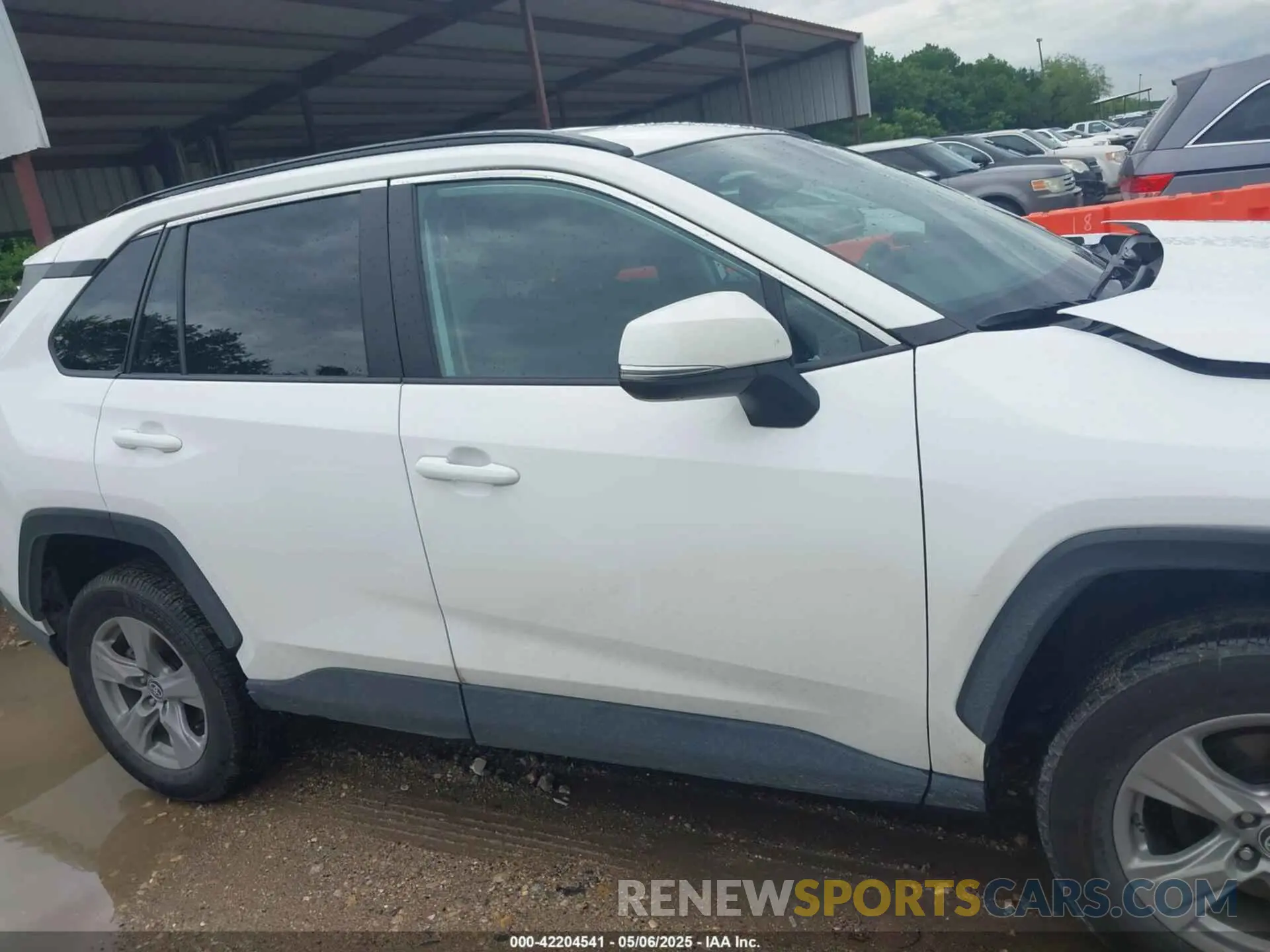 13 Photograph of a damaged car 2T3W1RFV0RW345472 TOYOTA RAV4 2024