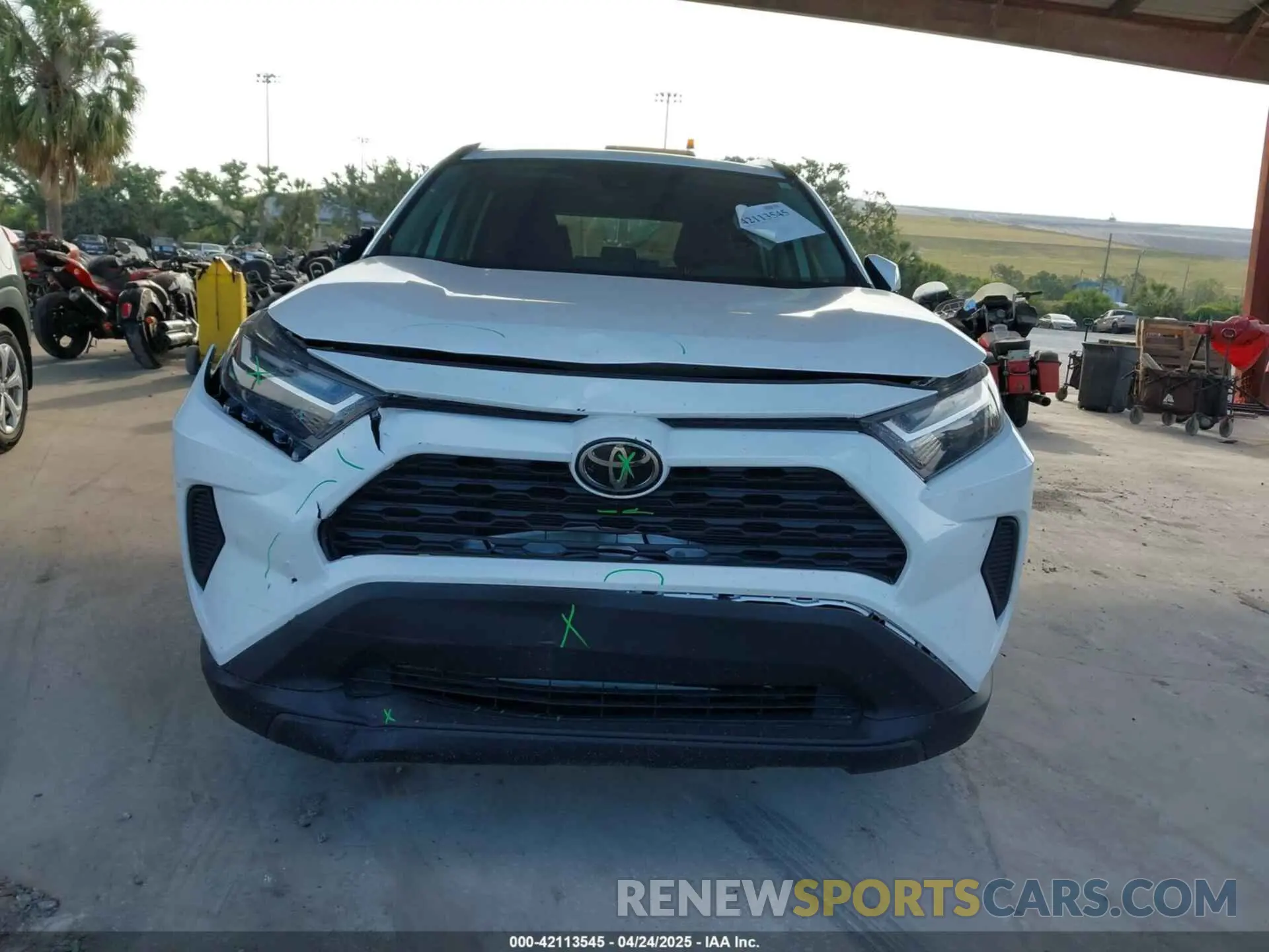 12 Photograph of a damaged car 2T3W1RFV1RC253885 TOYOTA RAV4 2024