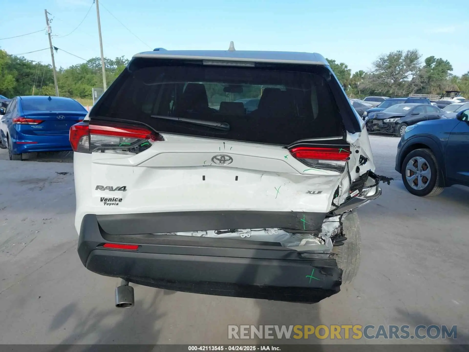 16 Photograph of a damaged car 2T3W1RFV1RC253885 TOYOTA RAV4 2024